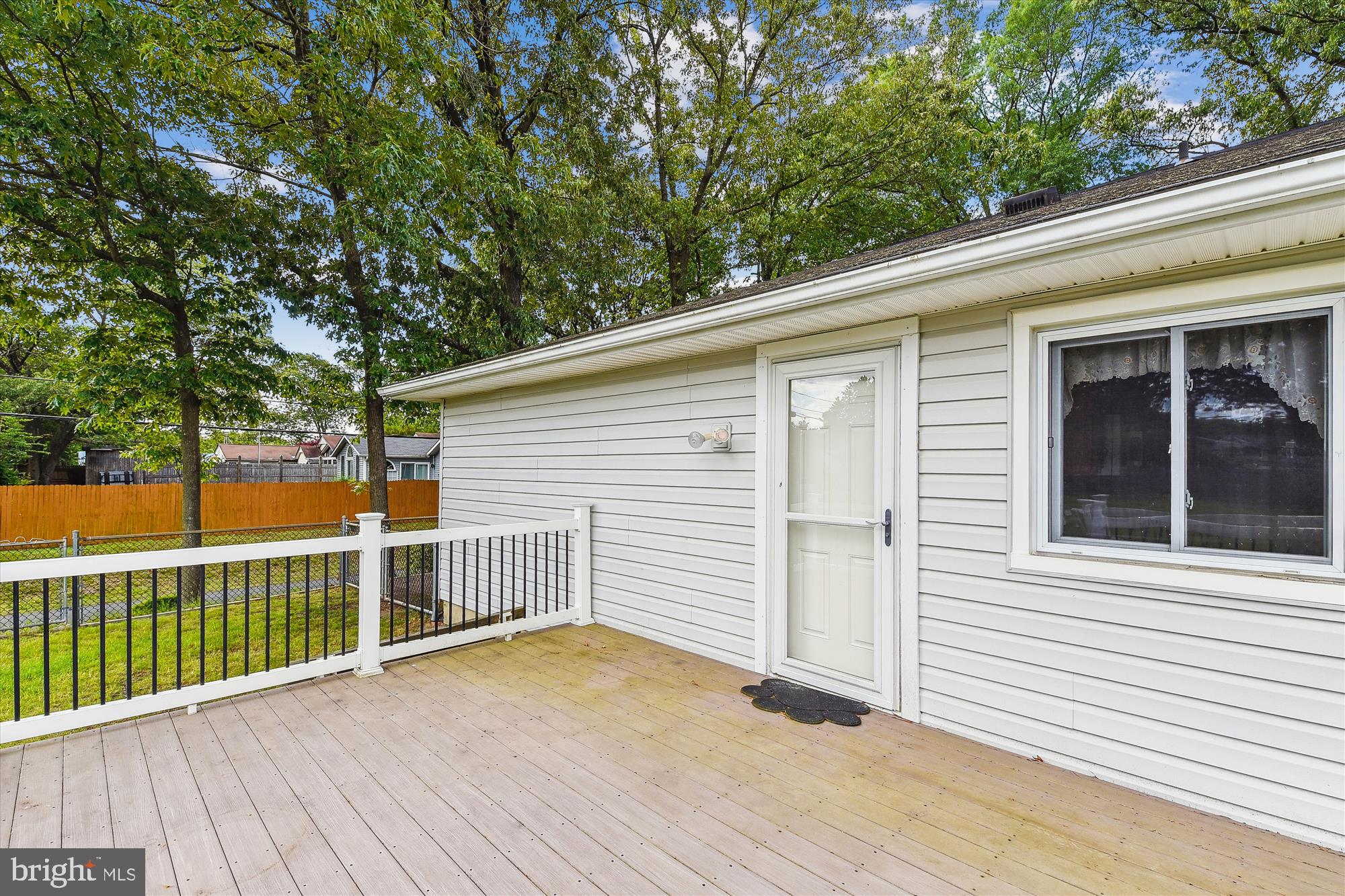 784 JENNIE DRIVE