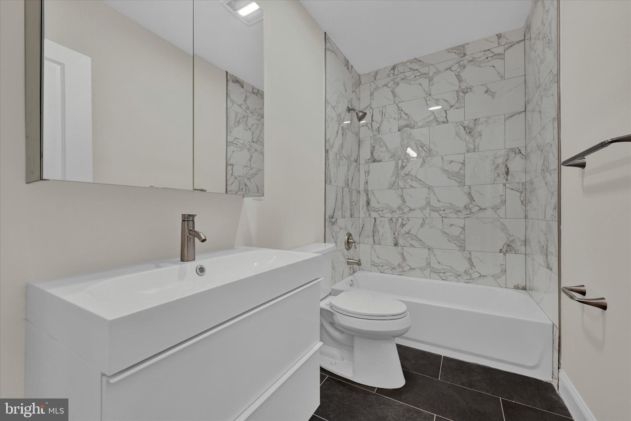 CANTON - Residential Lease