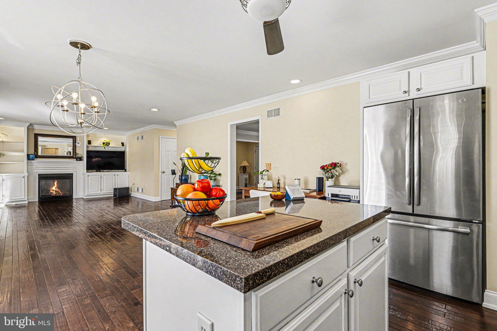 LOGANS RUN - Residential