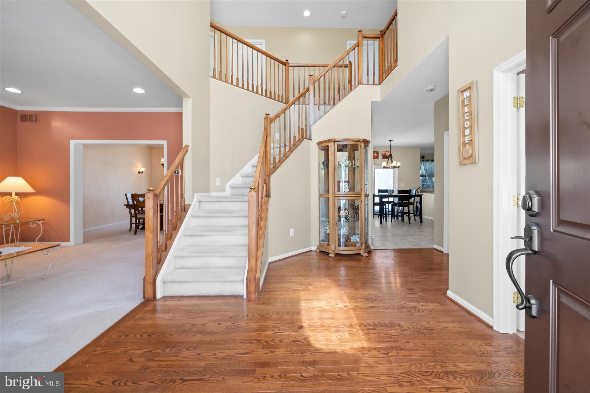 THE LEGENDS - Residential