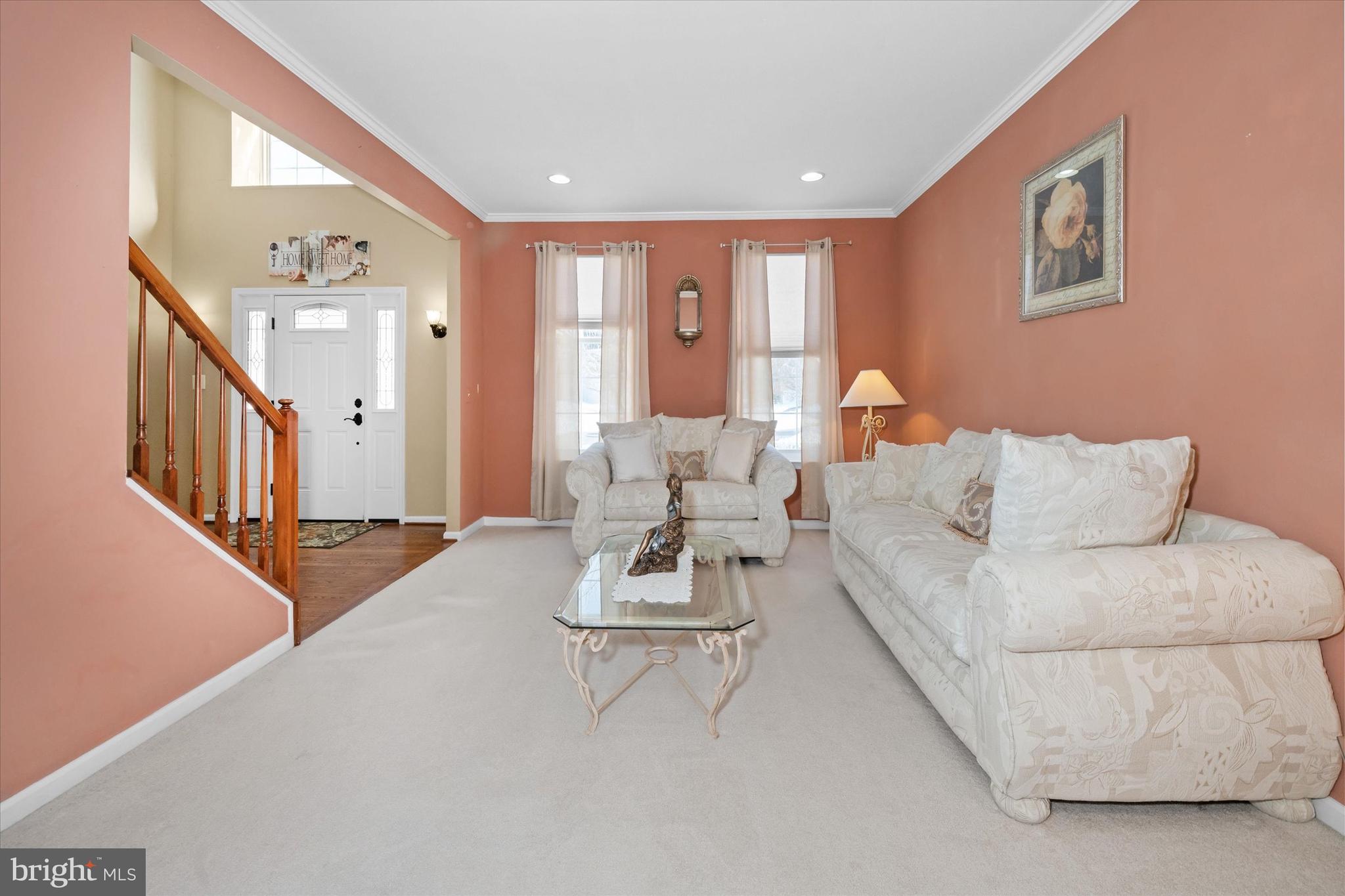 THE LEGENDS - Residential