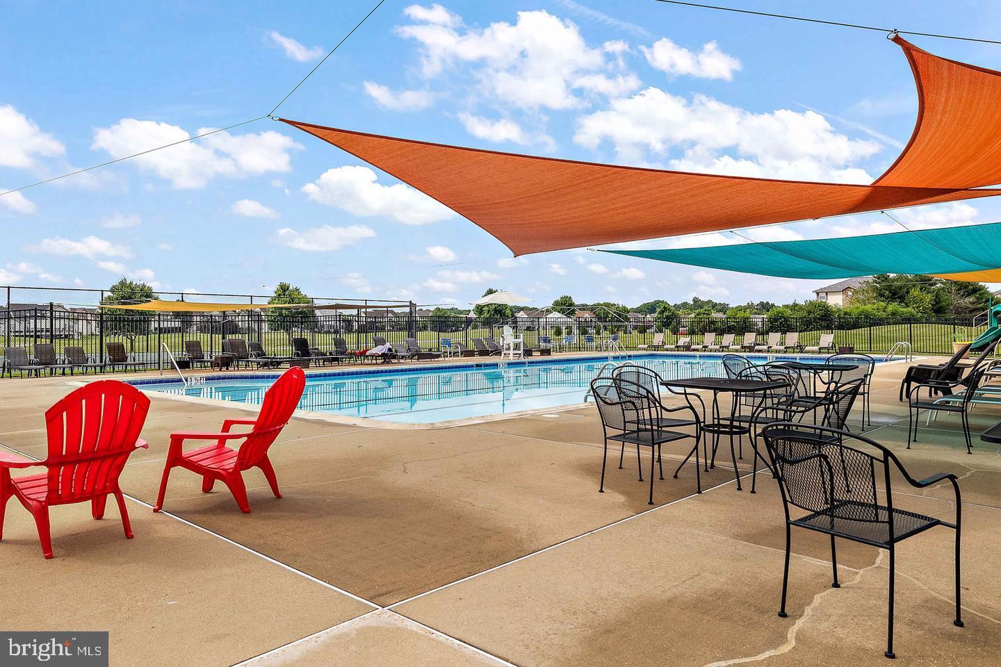 THE LEGENDS - Residential