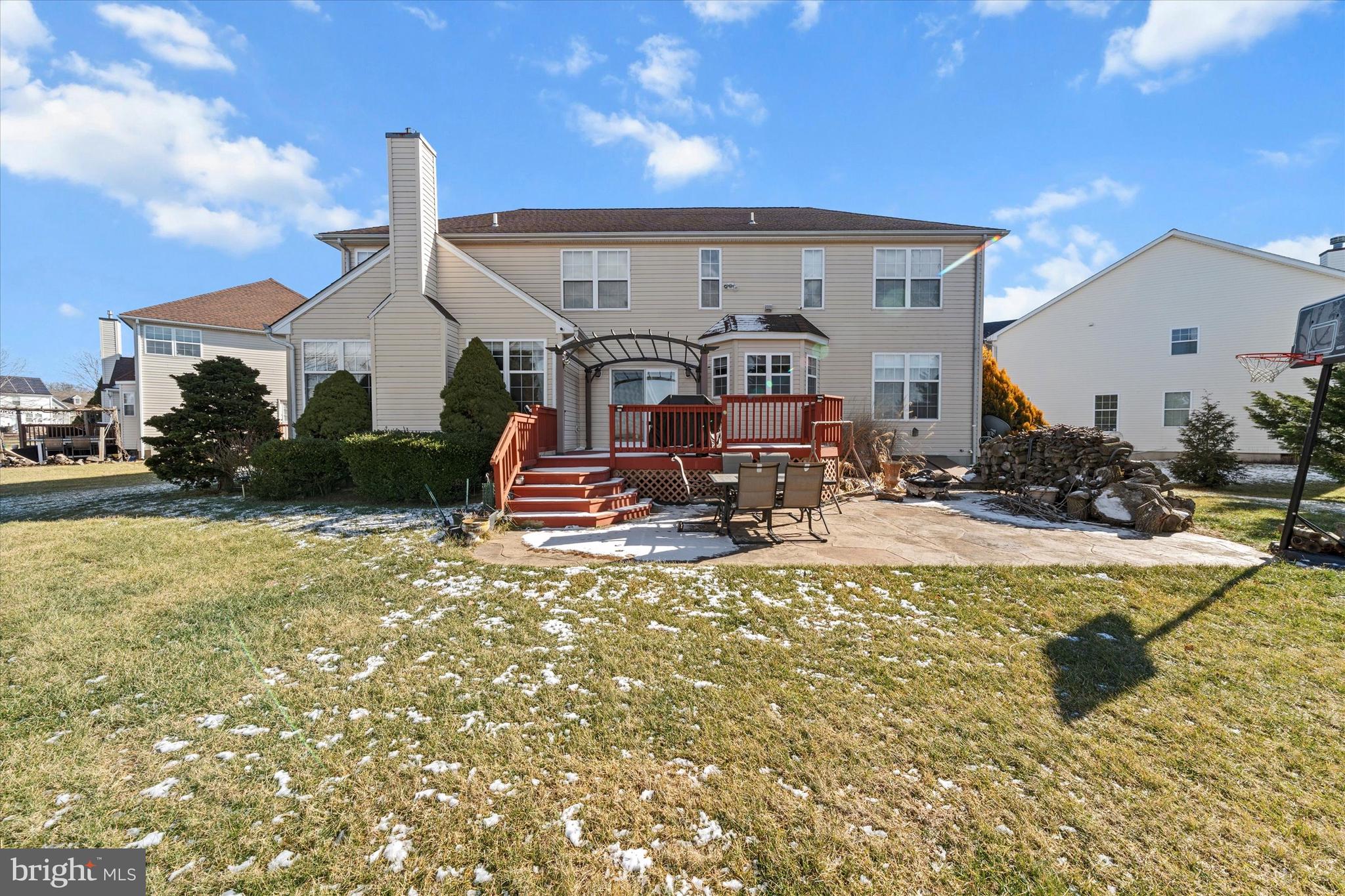 THE LEGENDS - Residential