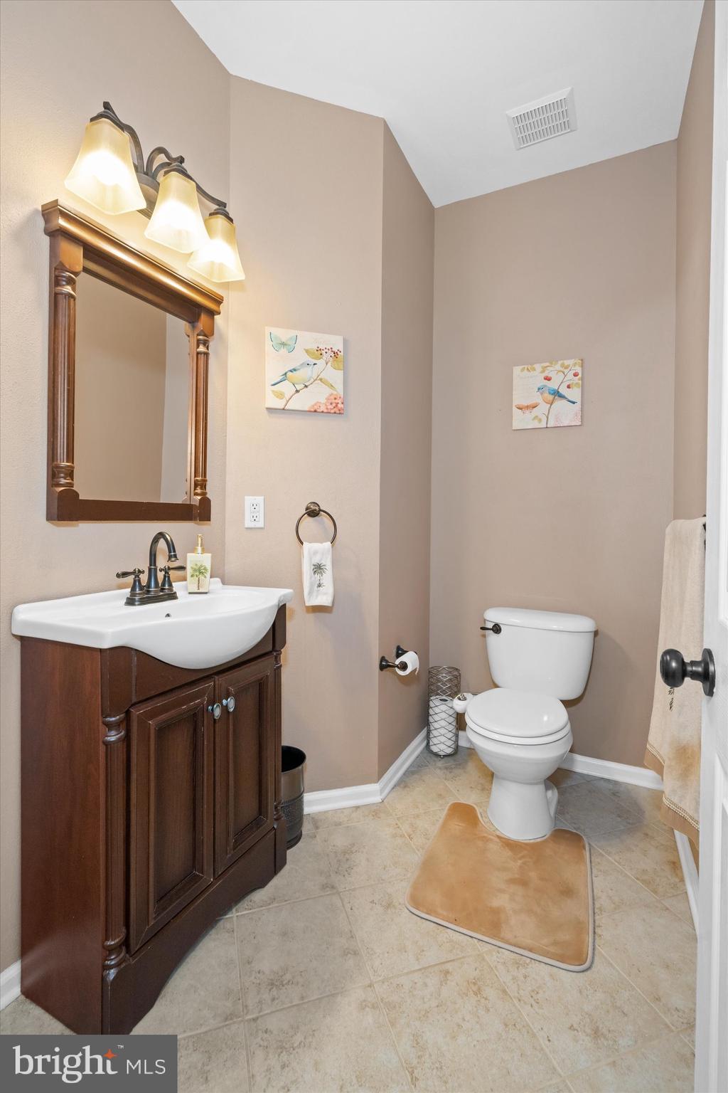 THE LEGENDS - Residential