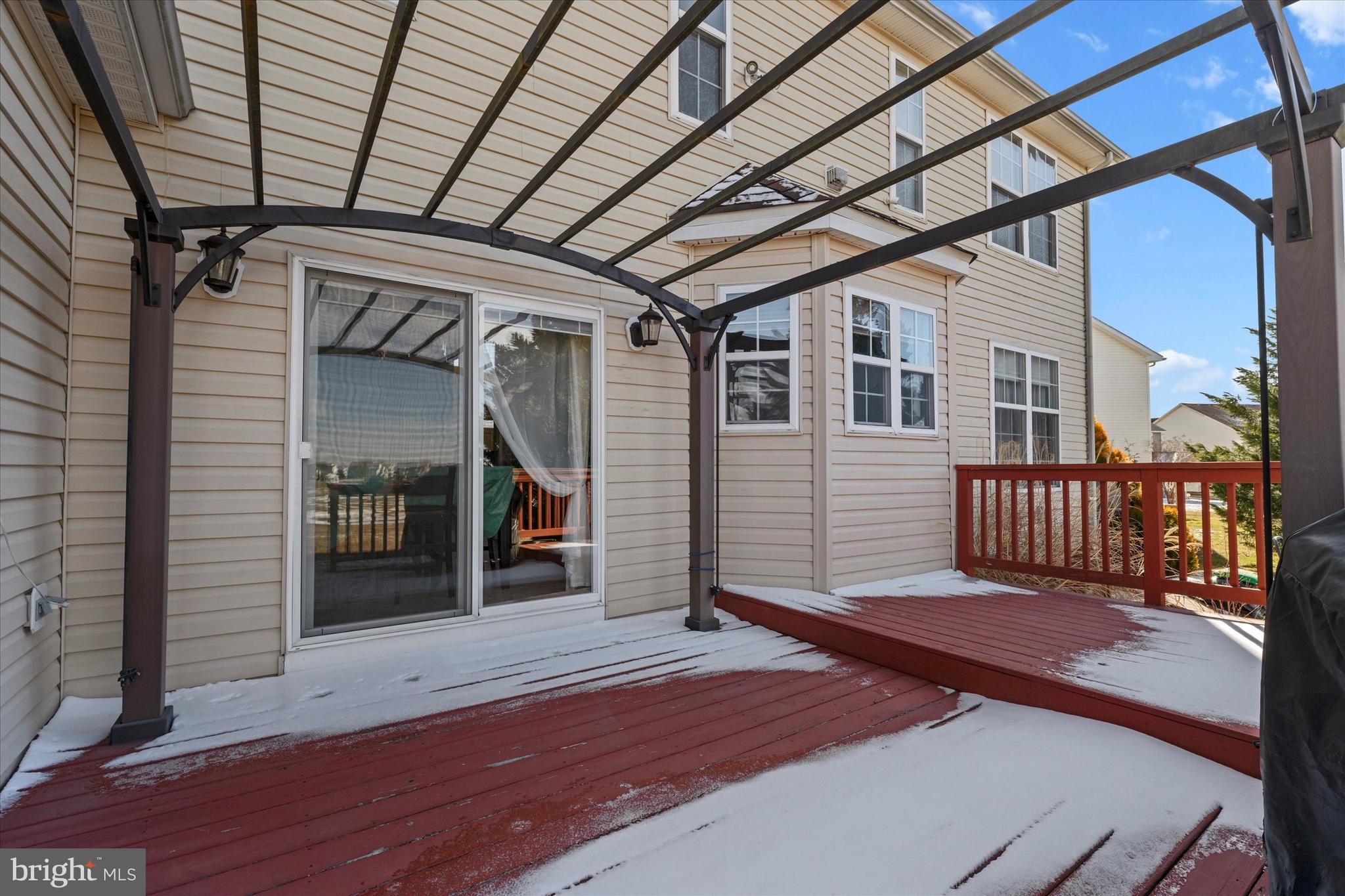 THE LEGENDS - Residential