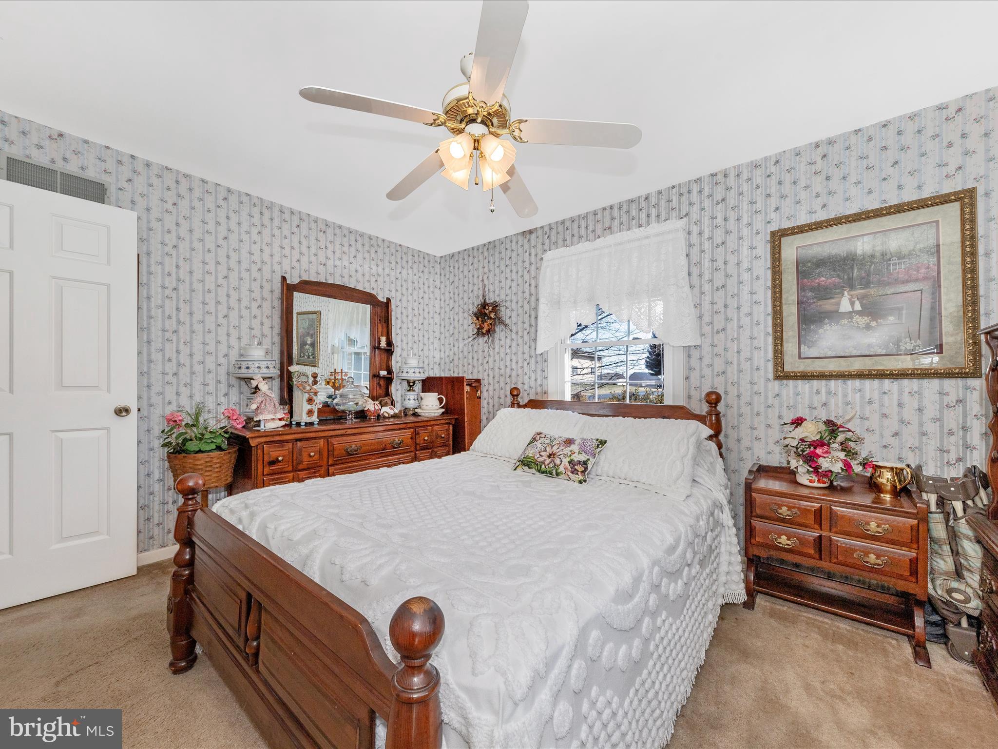 GARDEN SPOT - Residential