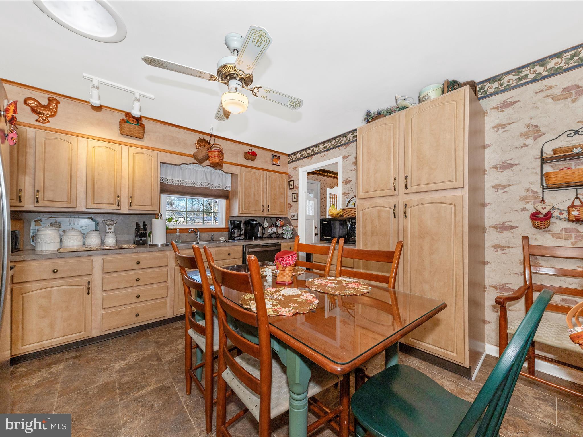 GARDEN SPOT - Residential