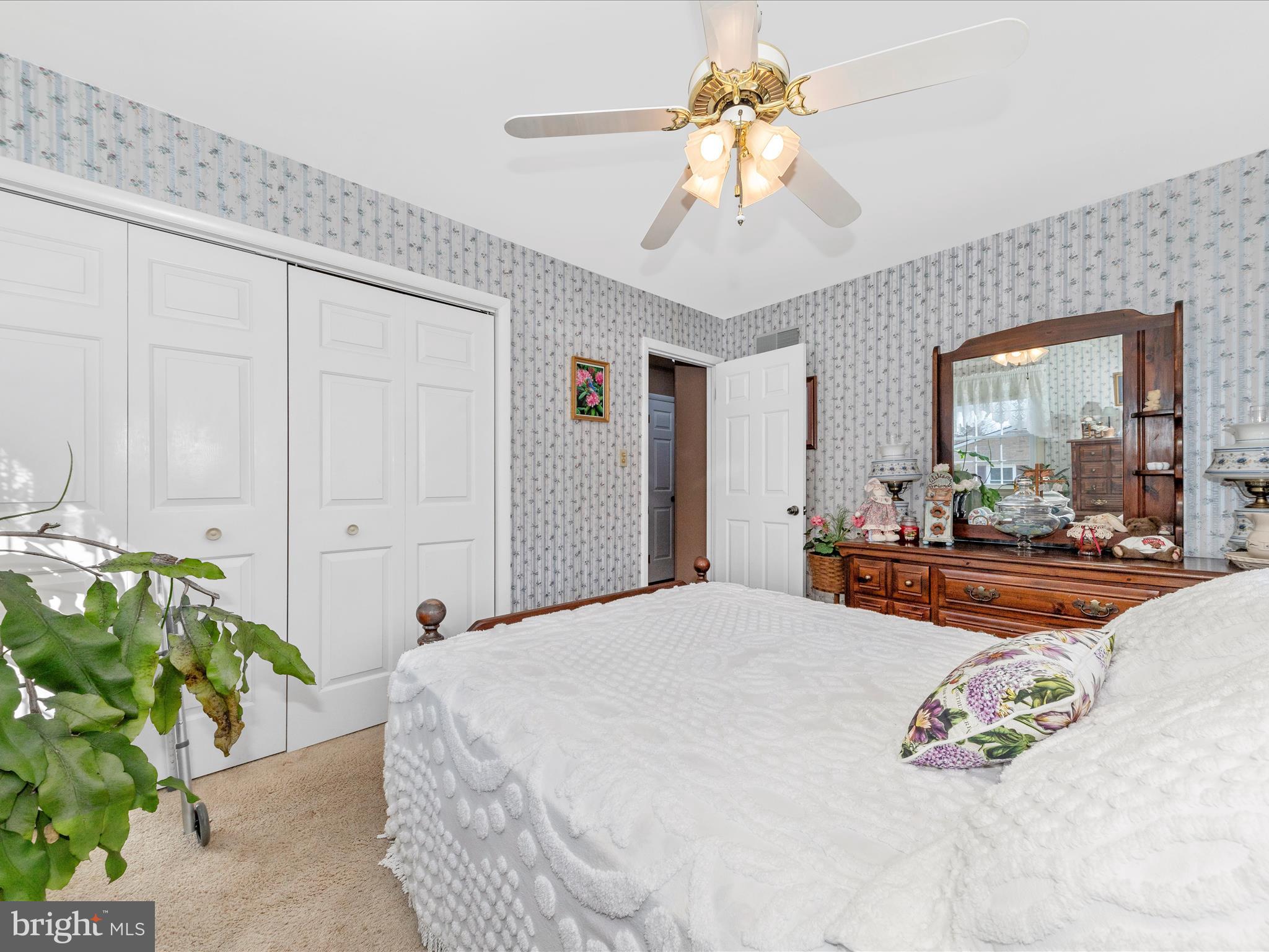 GARDEN SPOT - Residential