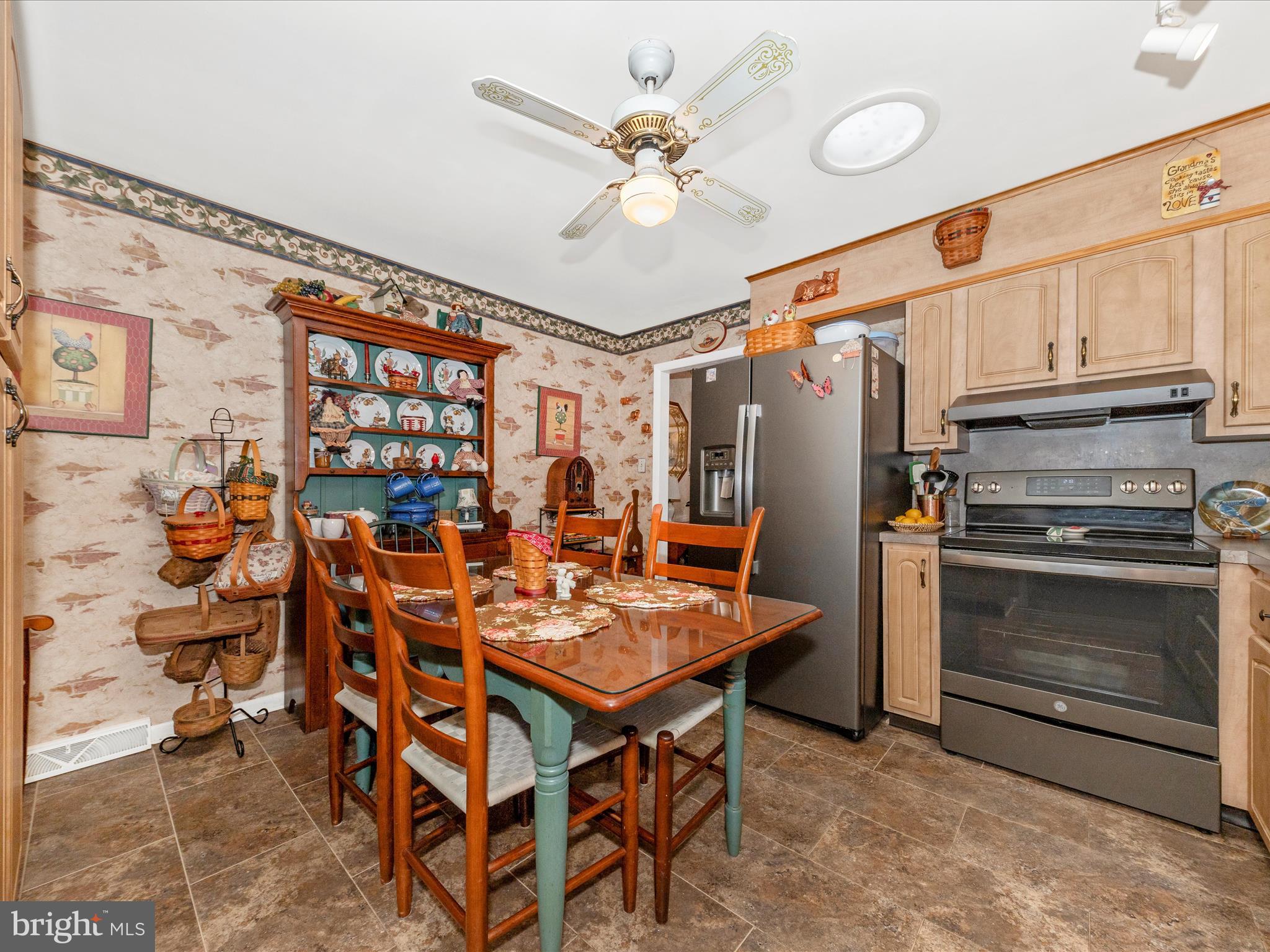 GARDEN SPOT - Residential