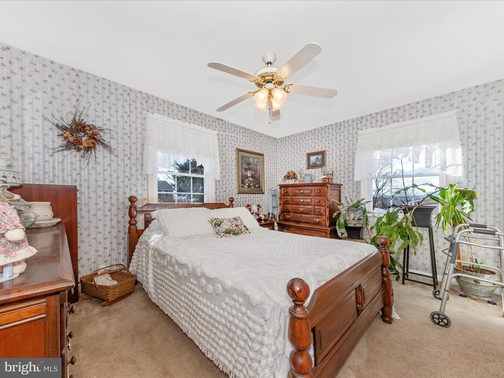 GARDEN SPOT - Residential