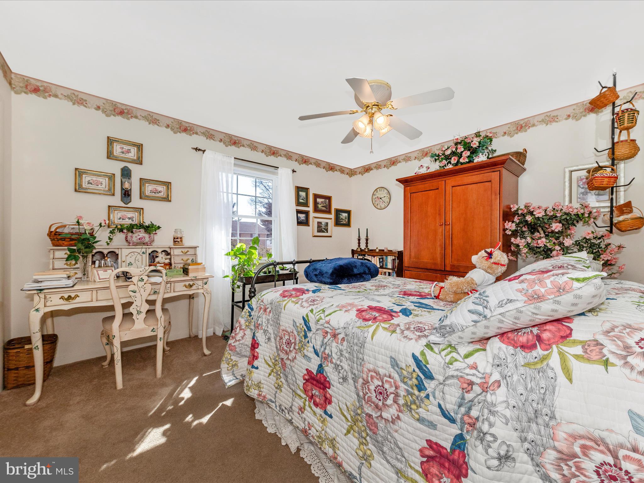 GARDEN SPOT - Residential