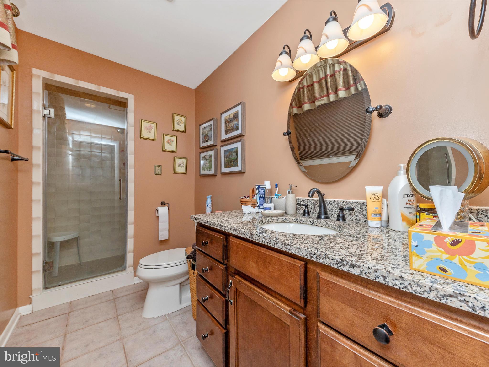 GARDEN SPOT - Residential