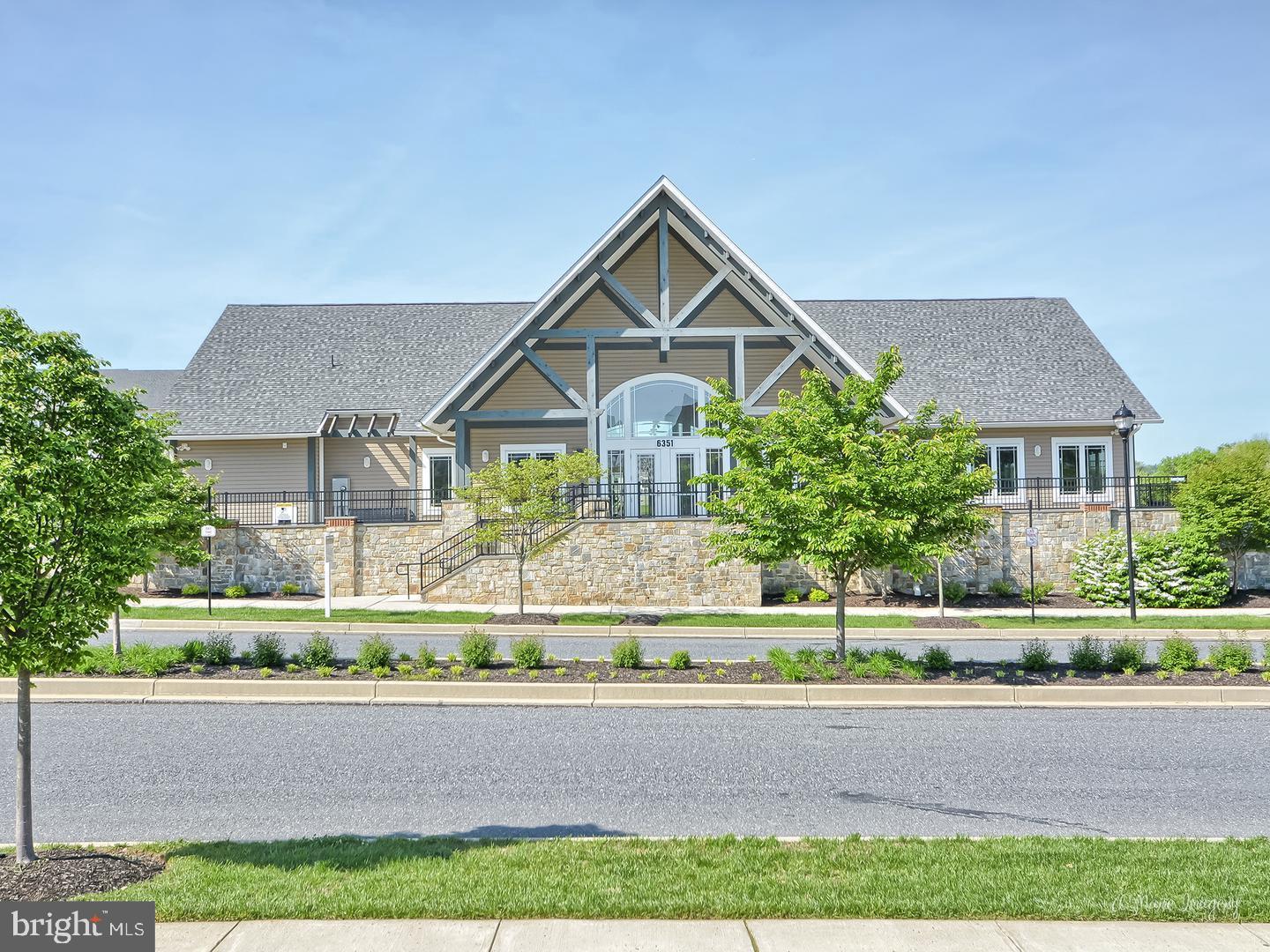 LINTON AT BALLENGER - Residential Lease