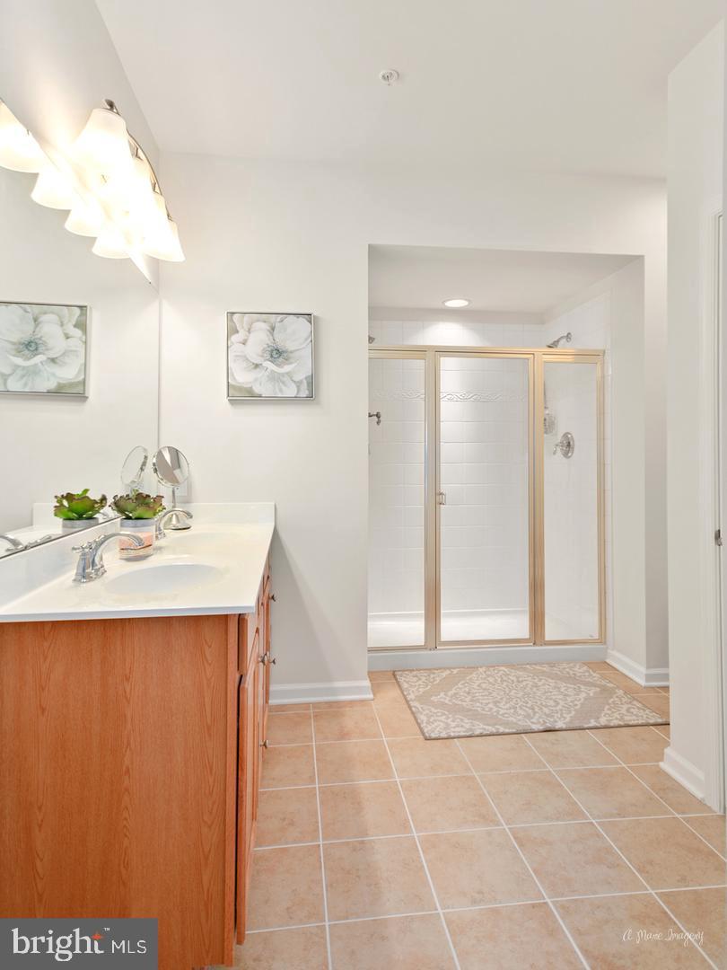 LINTON AT BALLENGER - Residential Lease