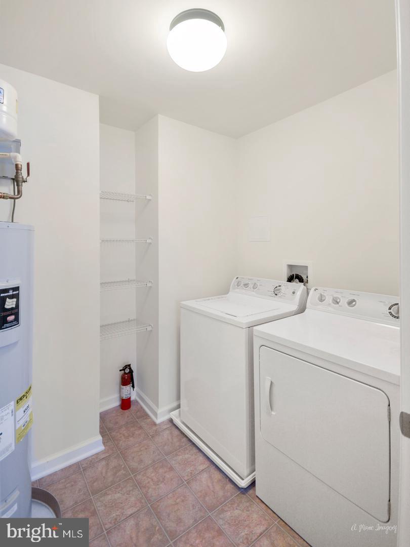 LINTON AT BALLENGER - Residential Lease