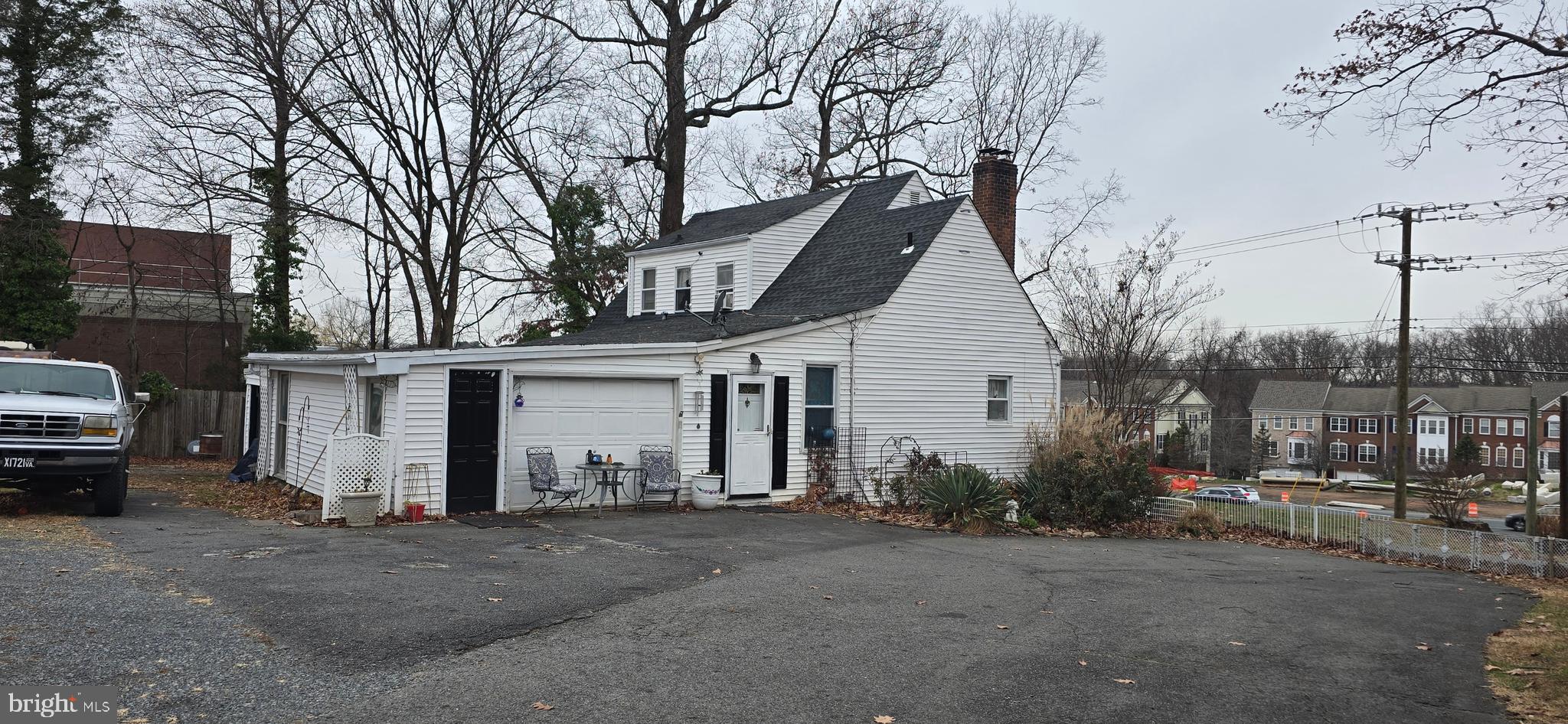 CLIFTON CREST - Residential