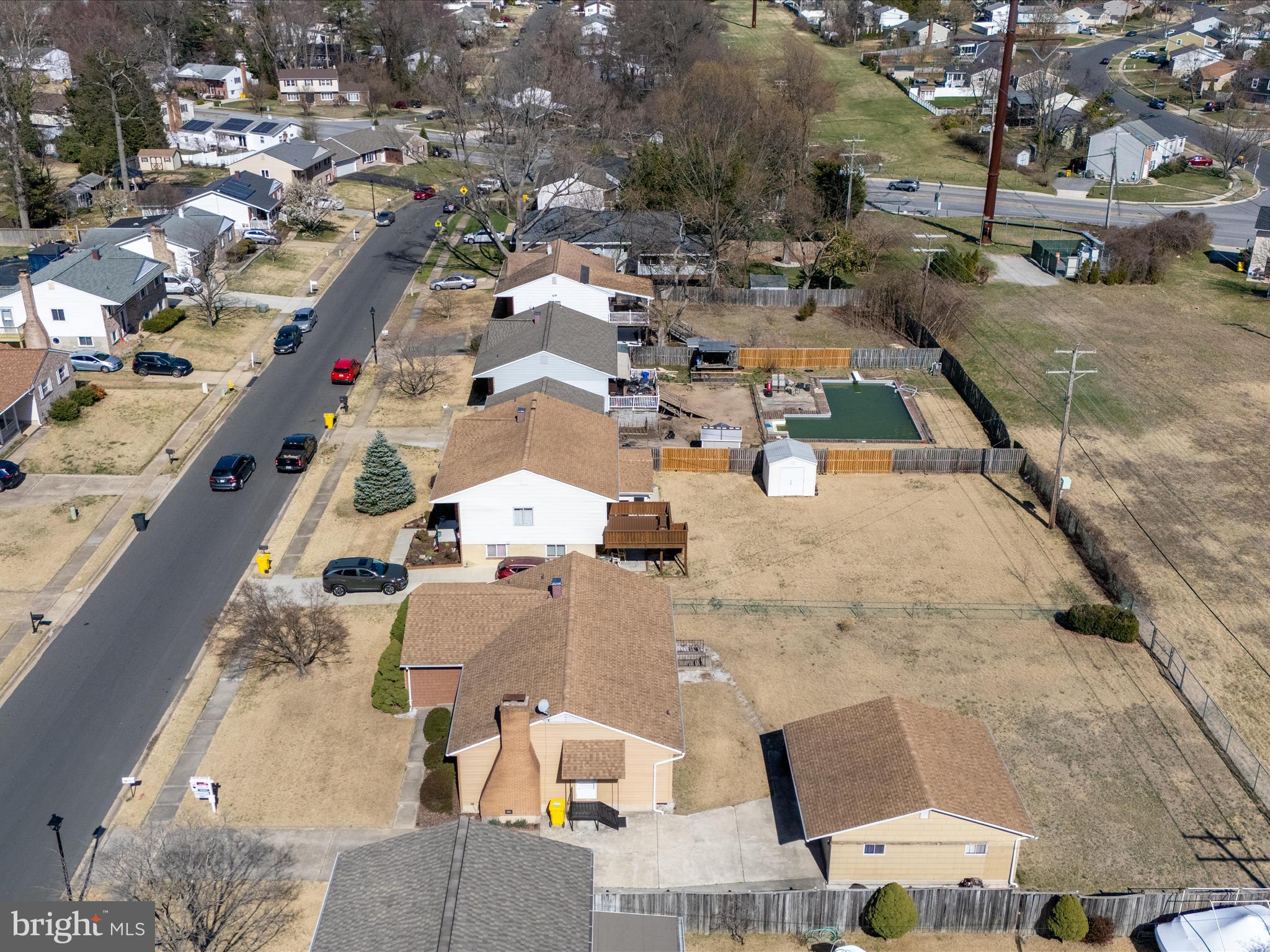 THE HIGHLANDS - Residential