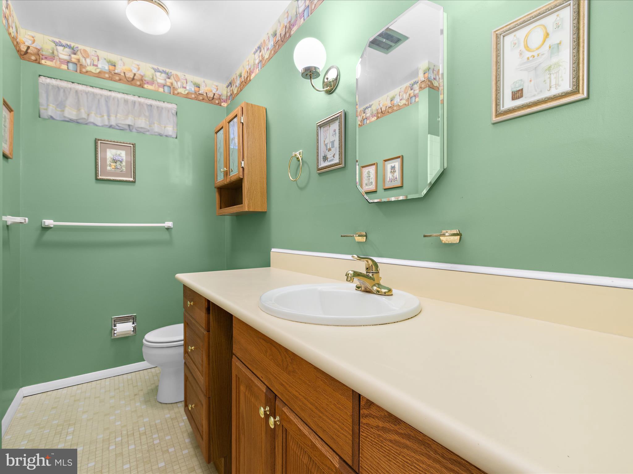 THE HIGHLANDS - Residential