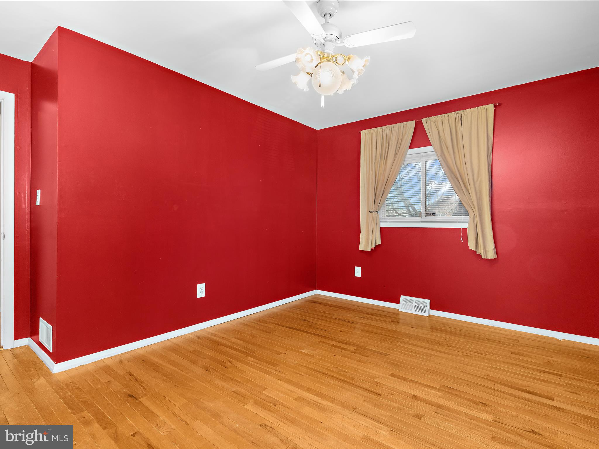 THE HIGHLANDS - Residential