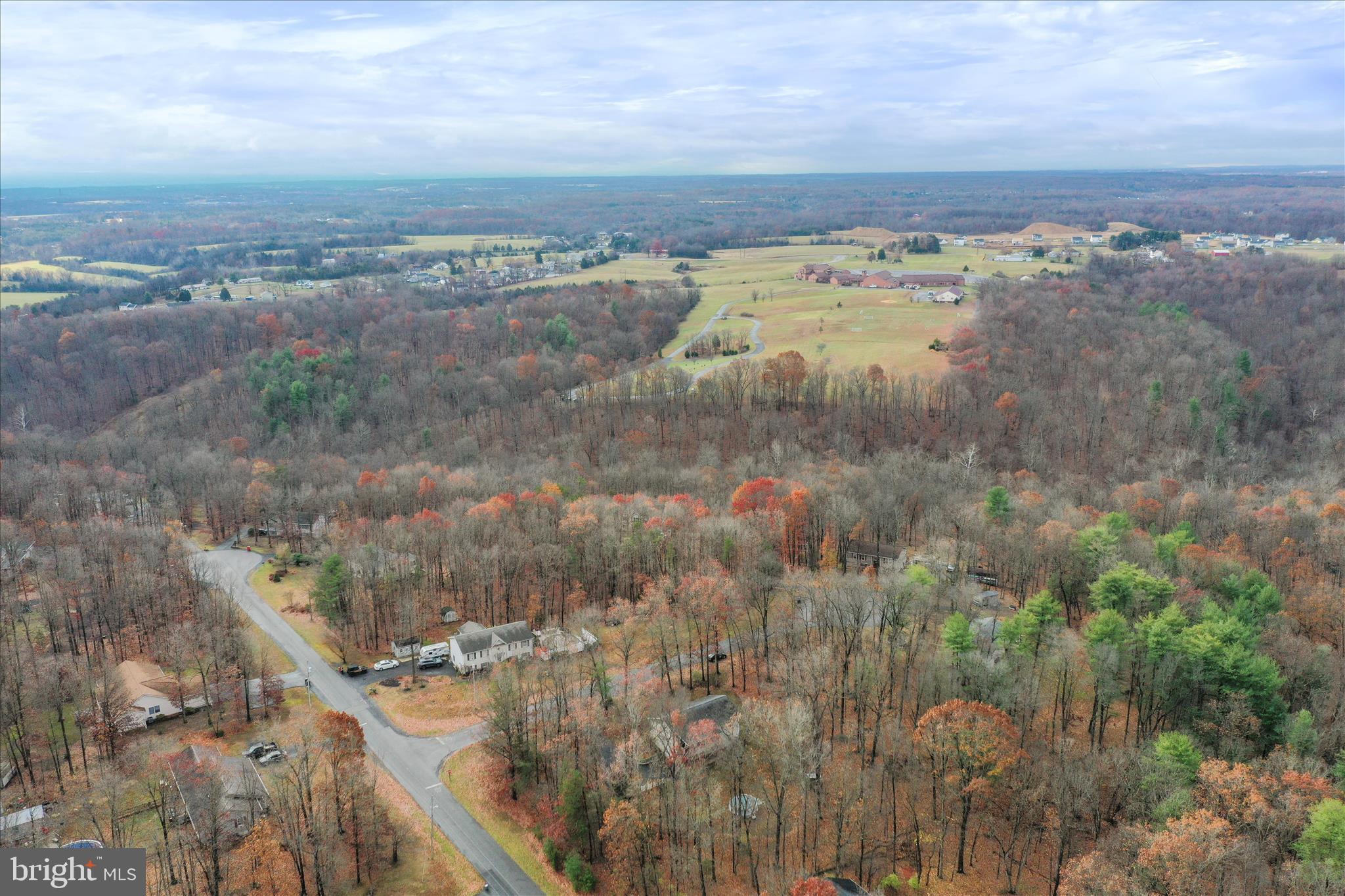 FOXCREST MANOR - Residential