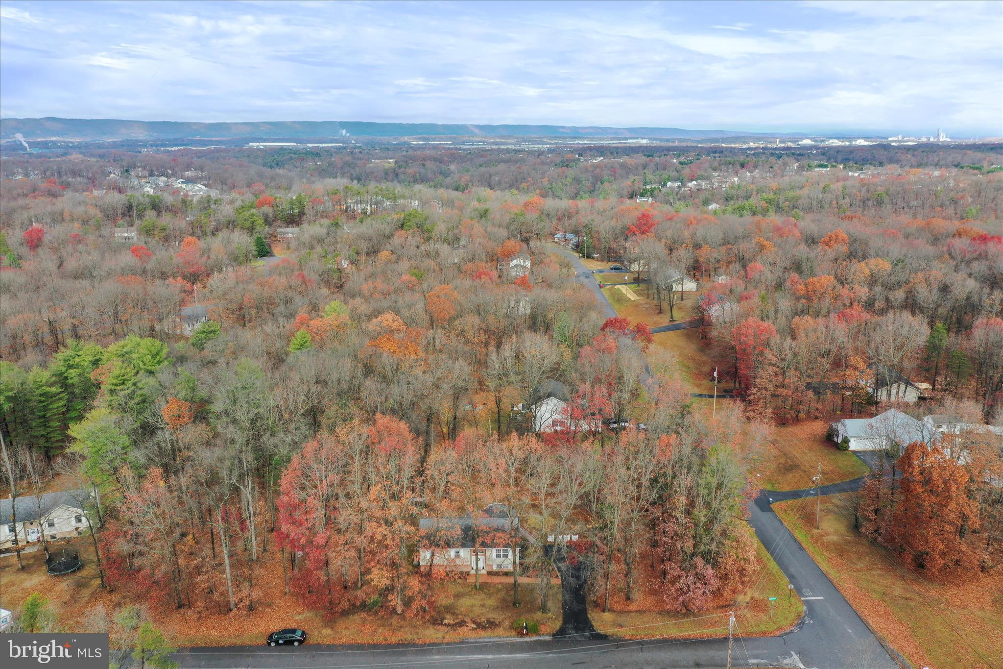 FOXCREST MANOR - Residential