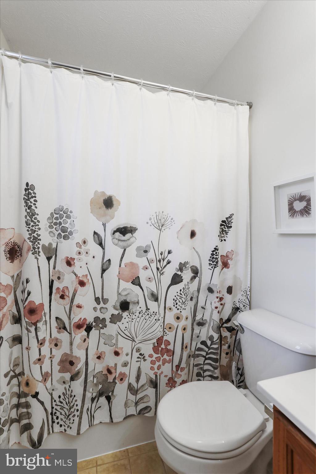 FOXCREST MANOR - Residential