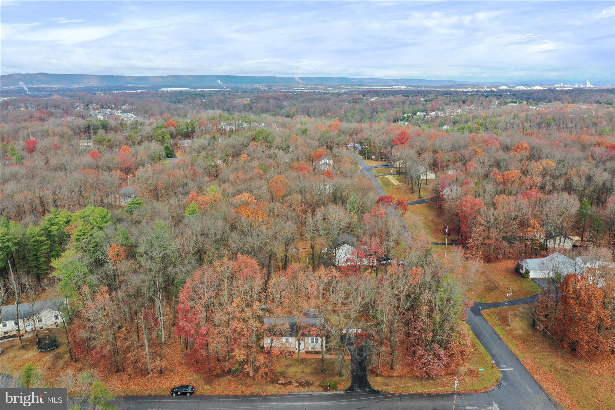 FOXCREST MANOR - Residential