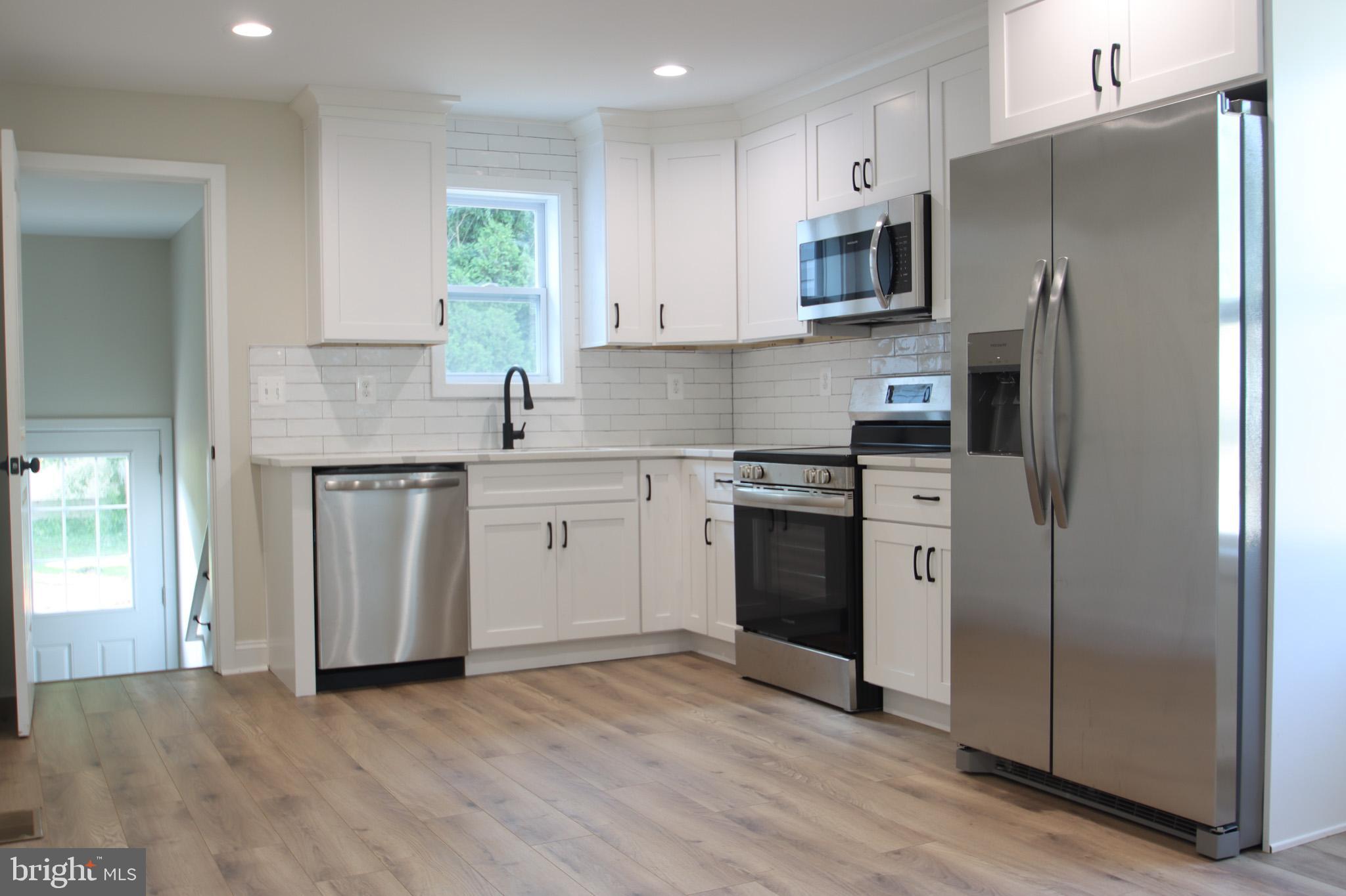 GLEN ARM - Residential