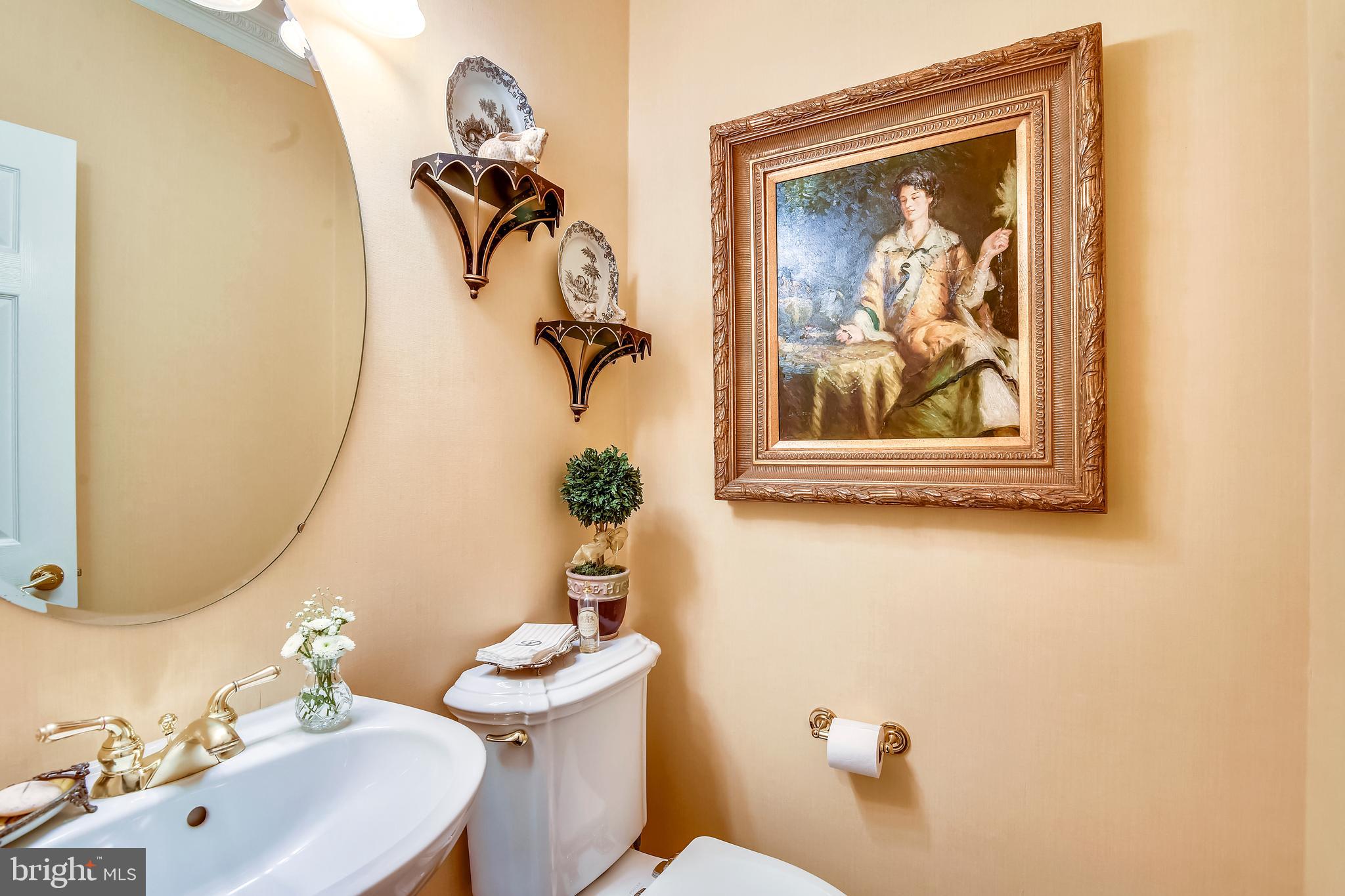 RIVERGATE - Residential