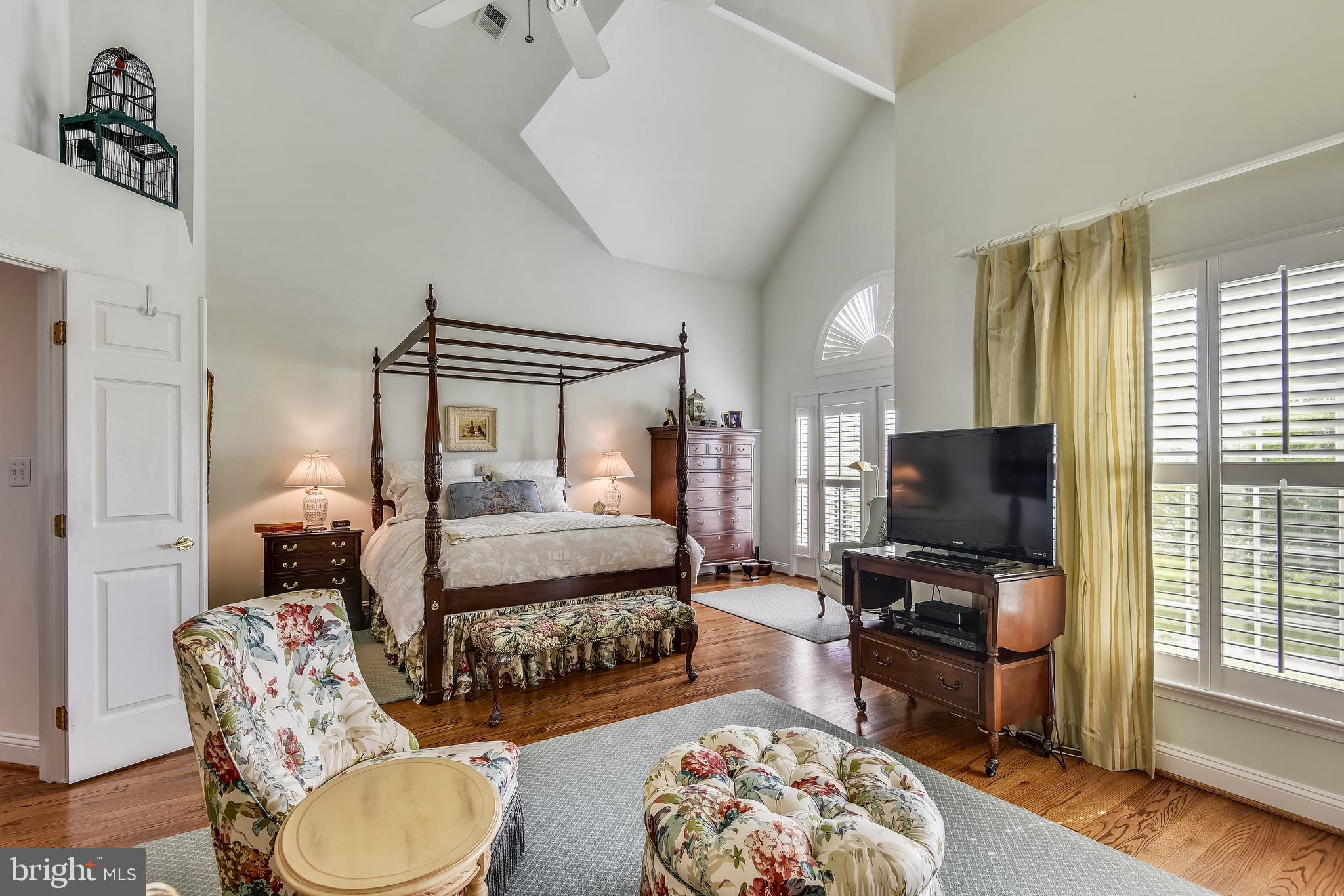 RIVERGATE - Residential