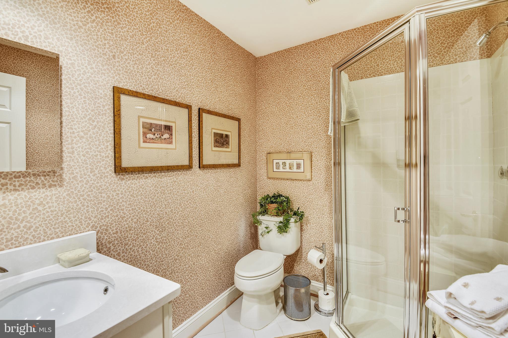 RIVERGATE - Residential