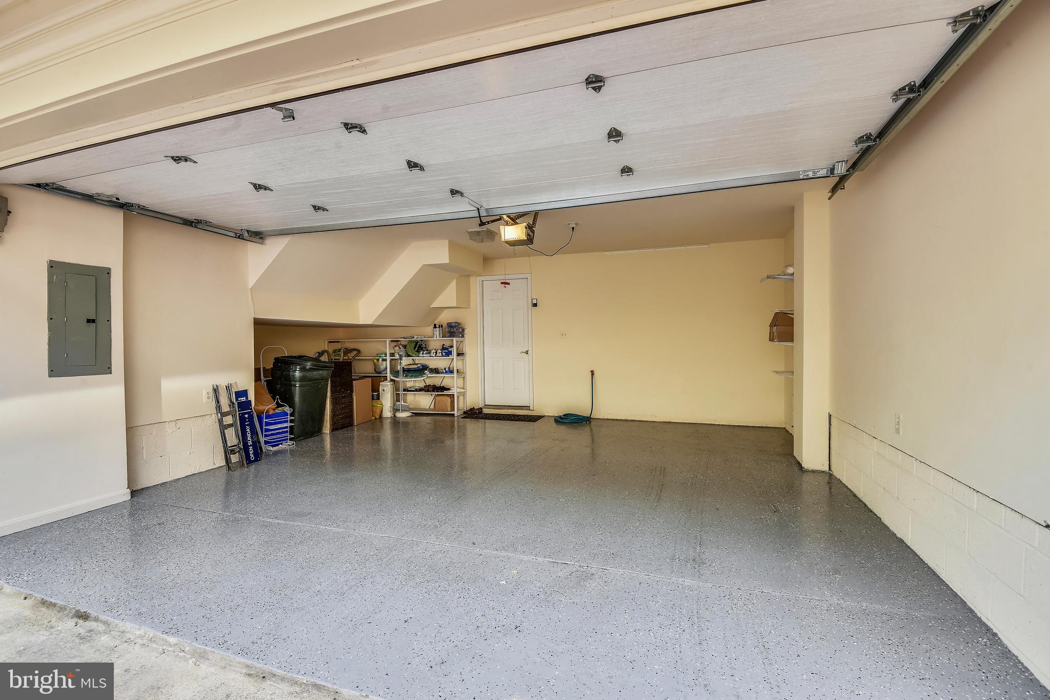 RIVERGATE - Residential