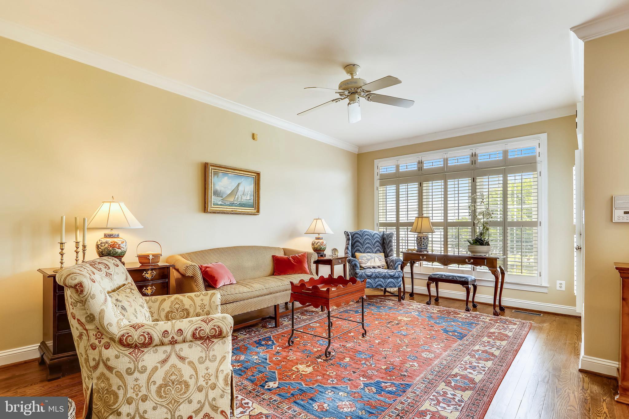 RIVERGATE - Residential