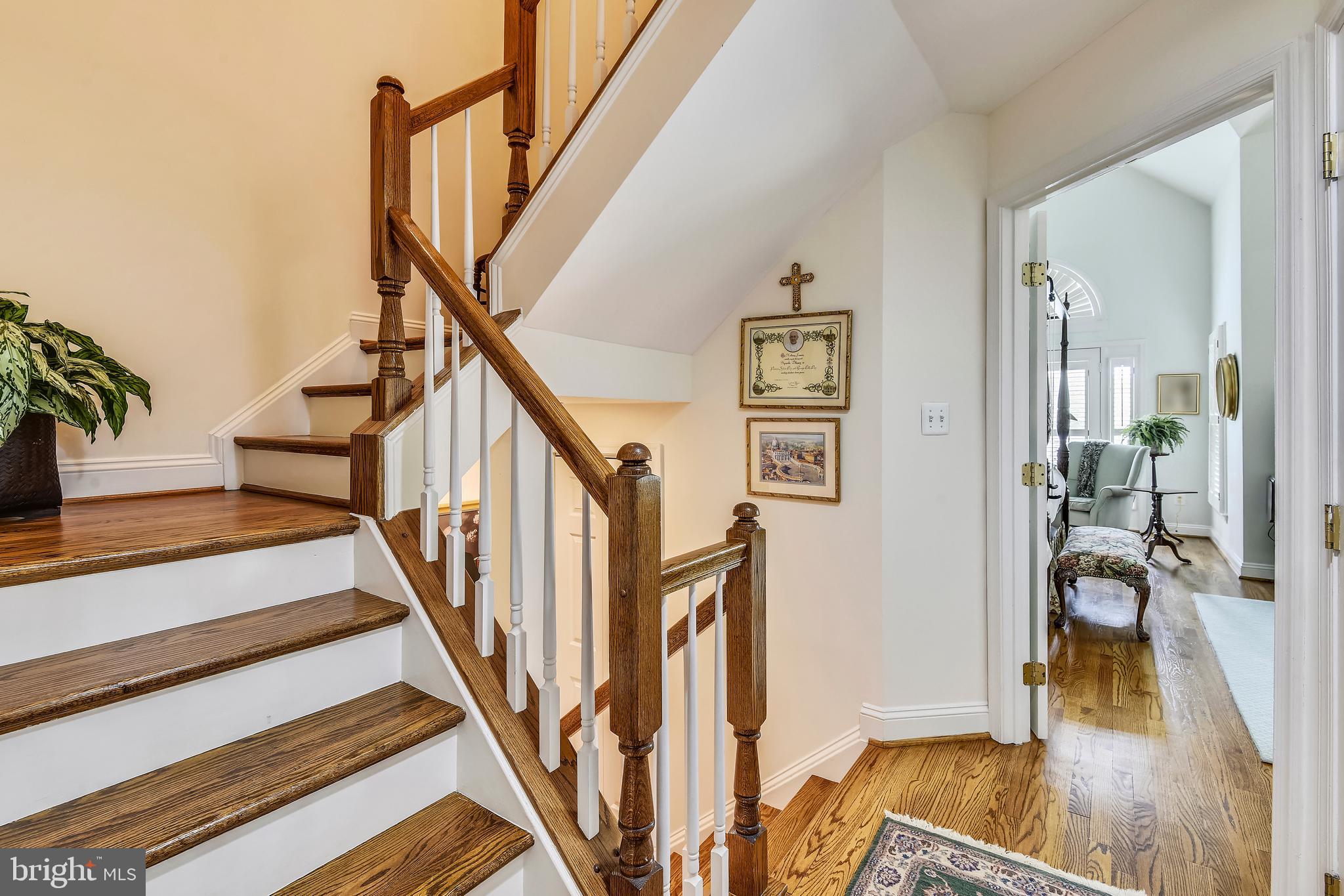 RIVERGATE - Residential