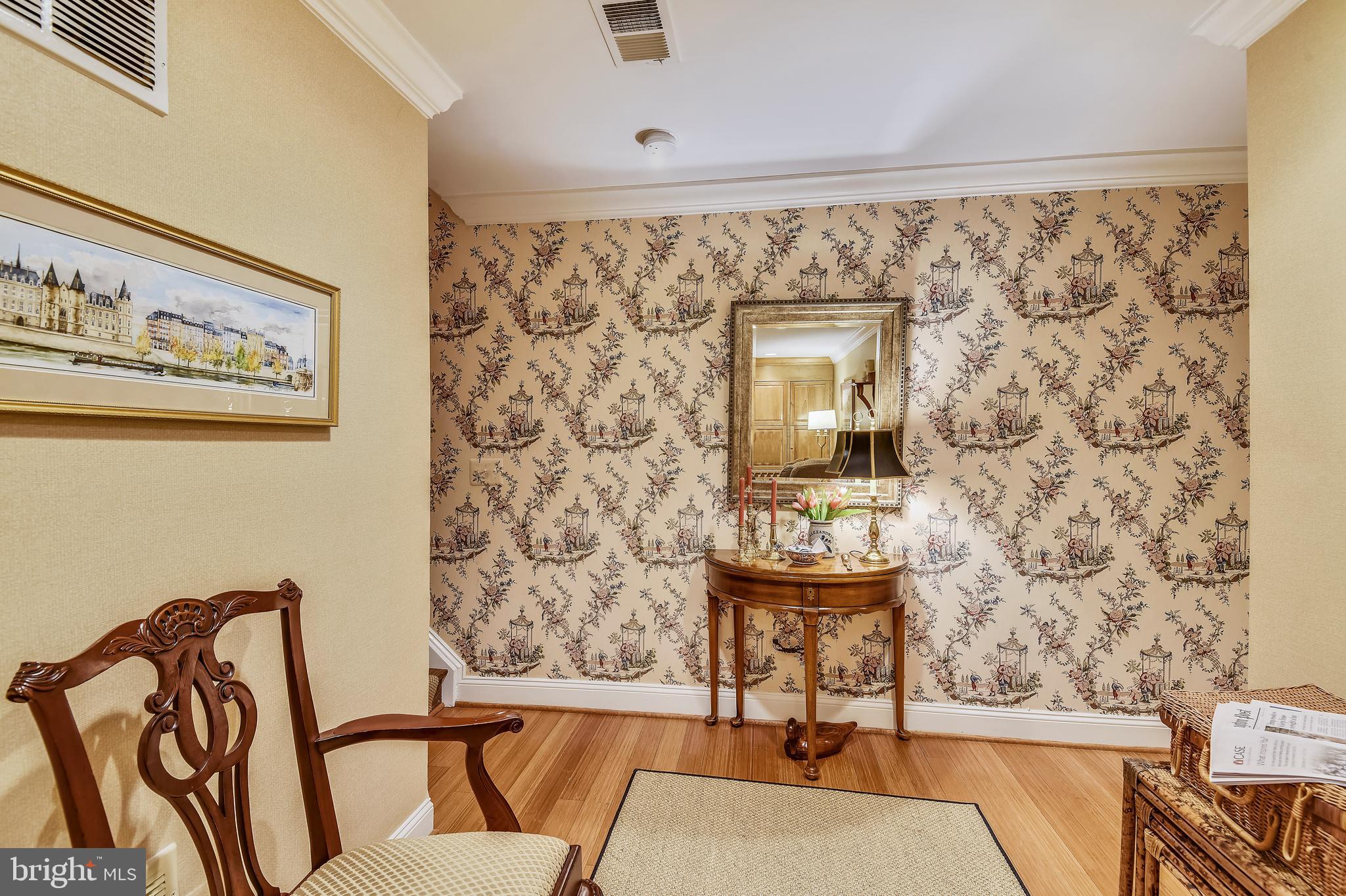 RIVERGATE - Residential