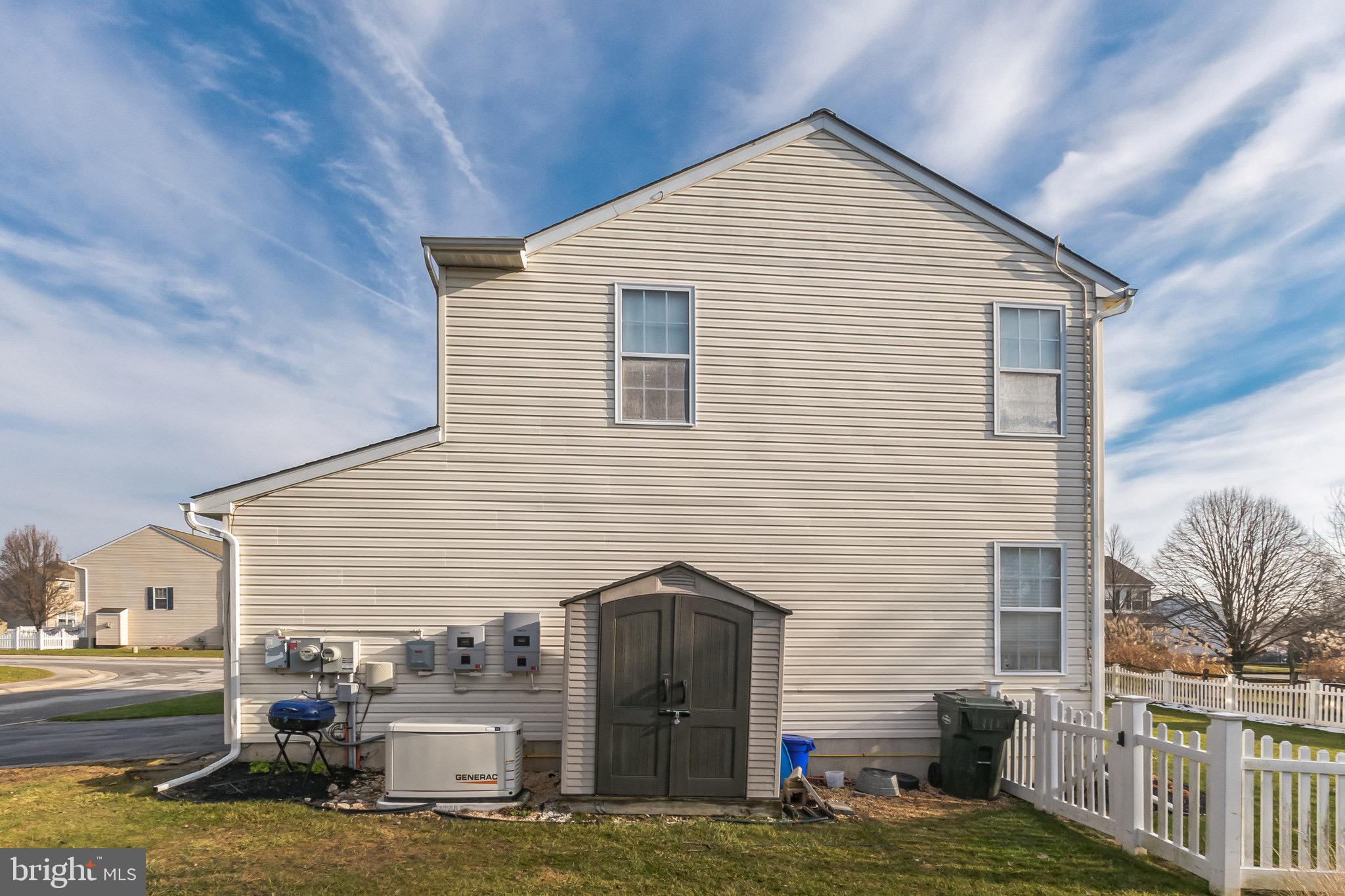 BROOK CROSSING - Residential