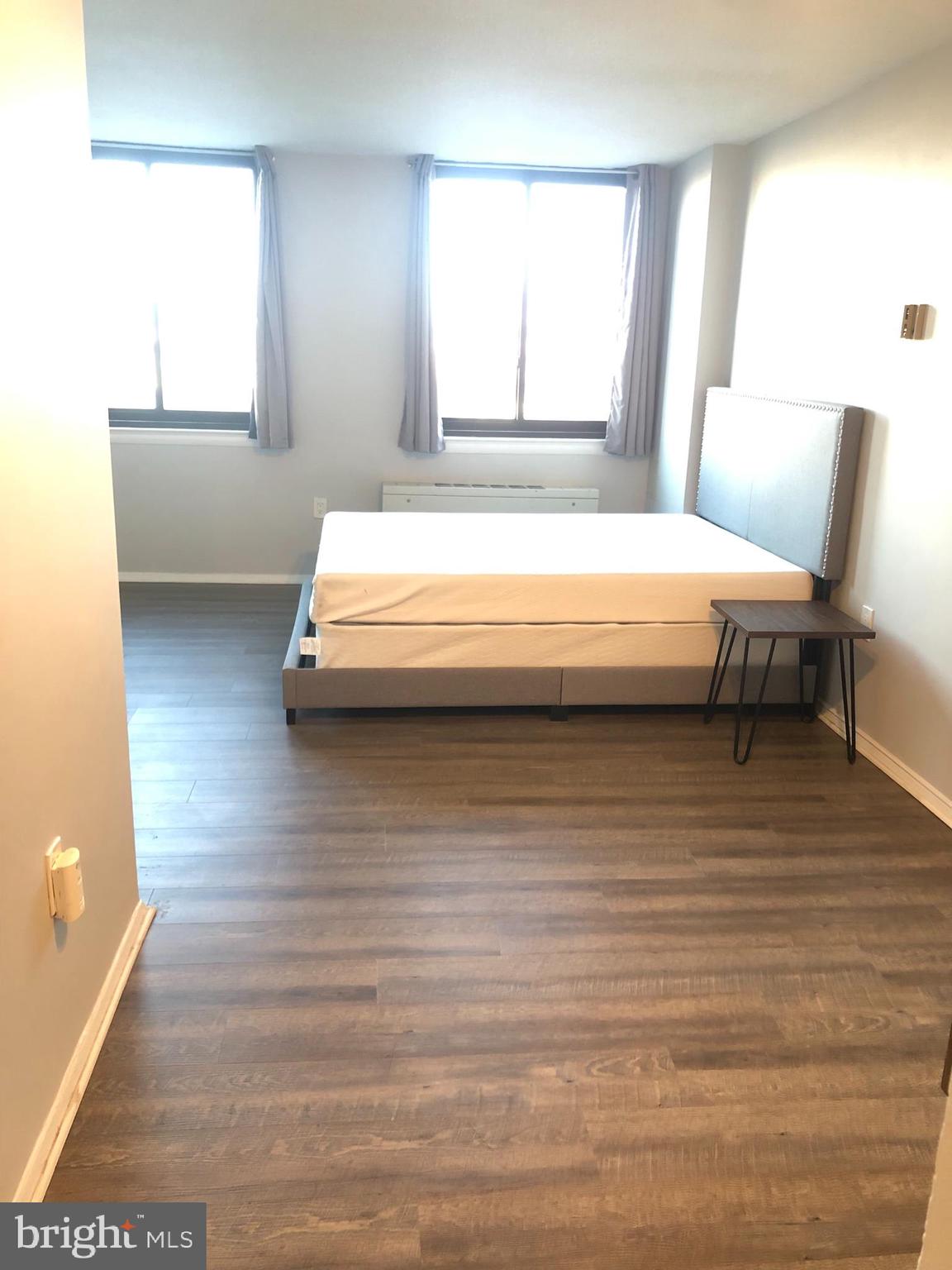 PORT ROYAL CONDOMINIUM - Residential