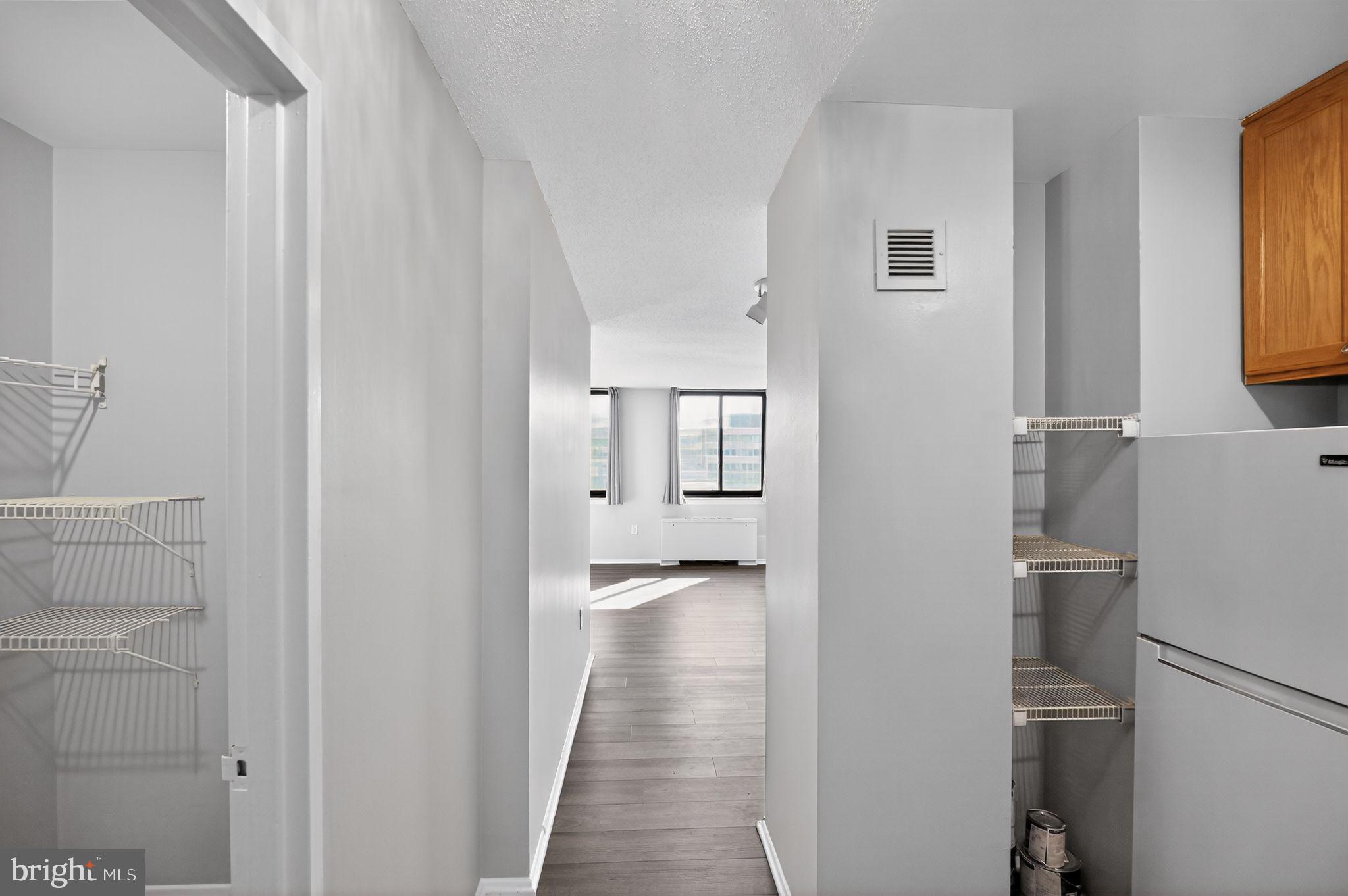 PORT ROYAL CONDOMINIUM - Residential