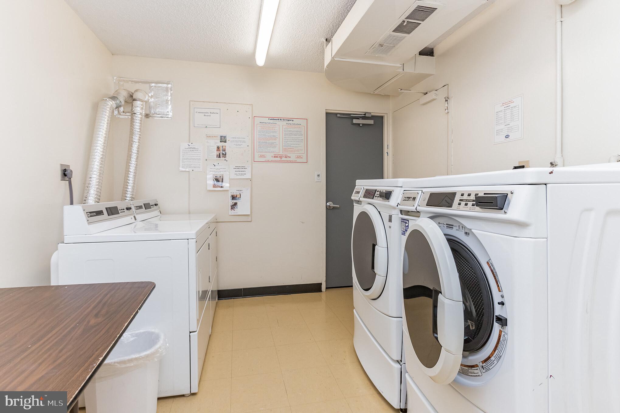 PORT ROYAL CONDOMINIUM - Residential