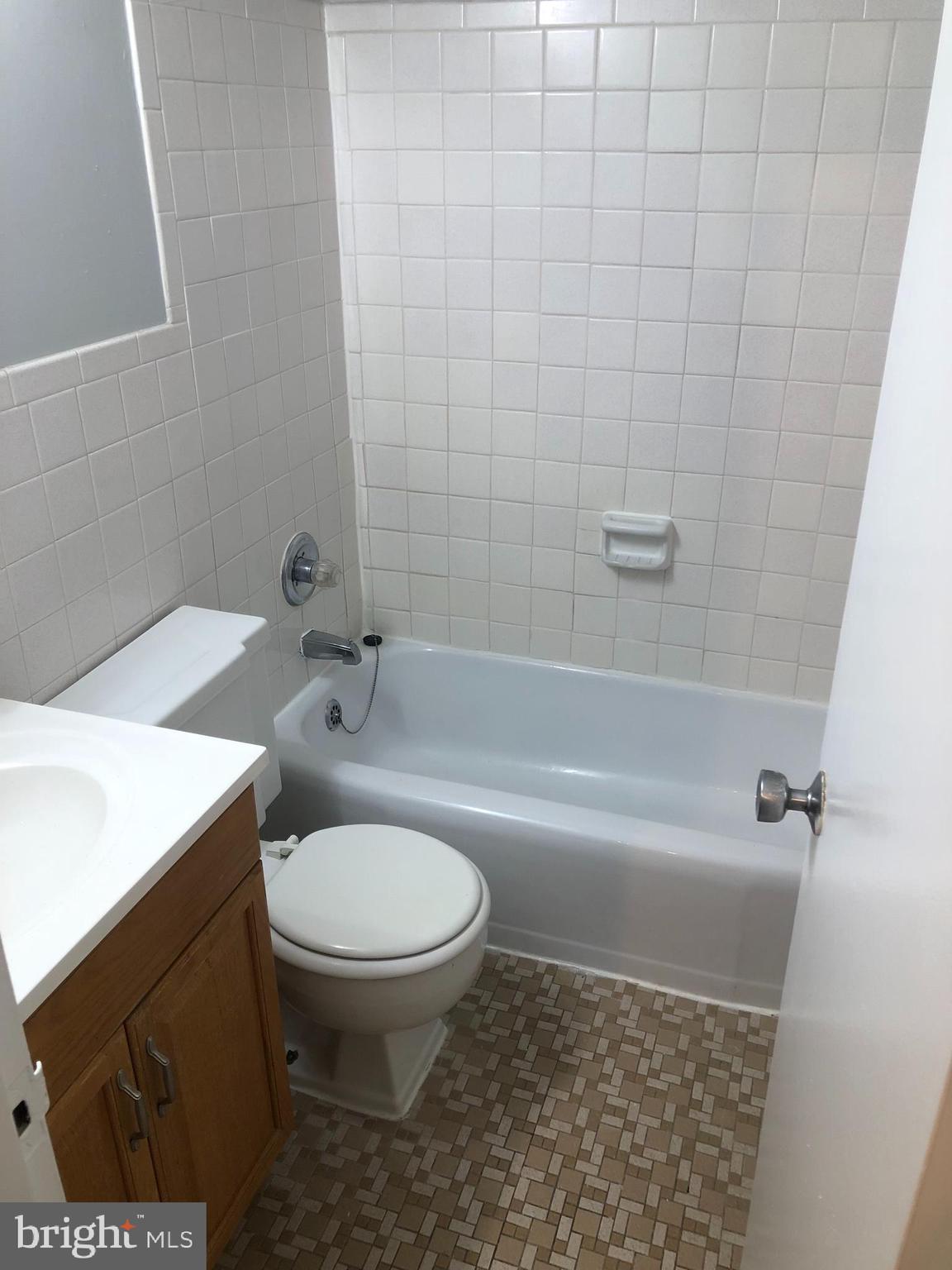 PORT ROYAL CONDOMINIUM - Residential