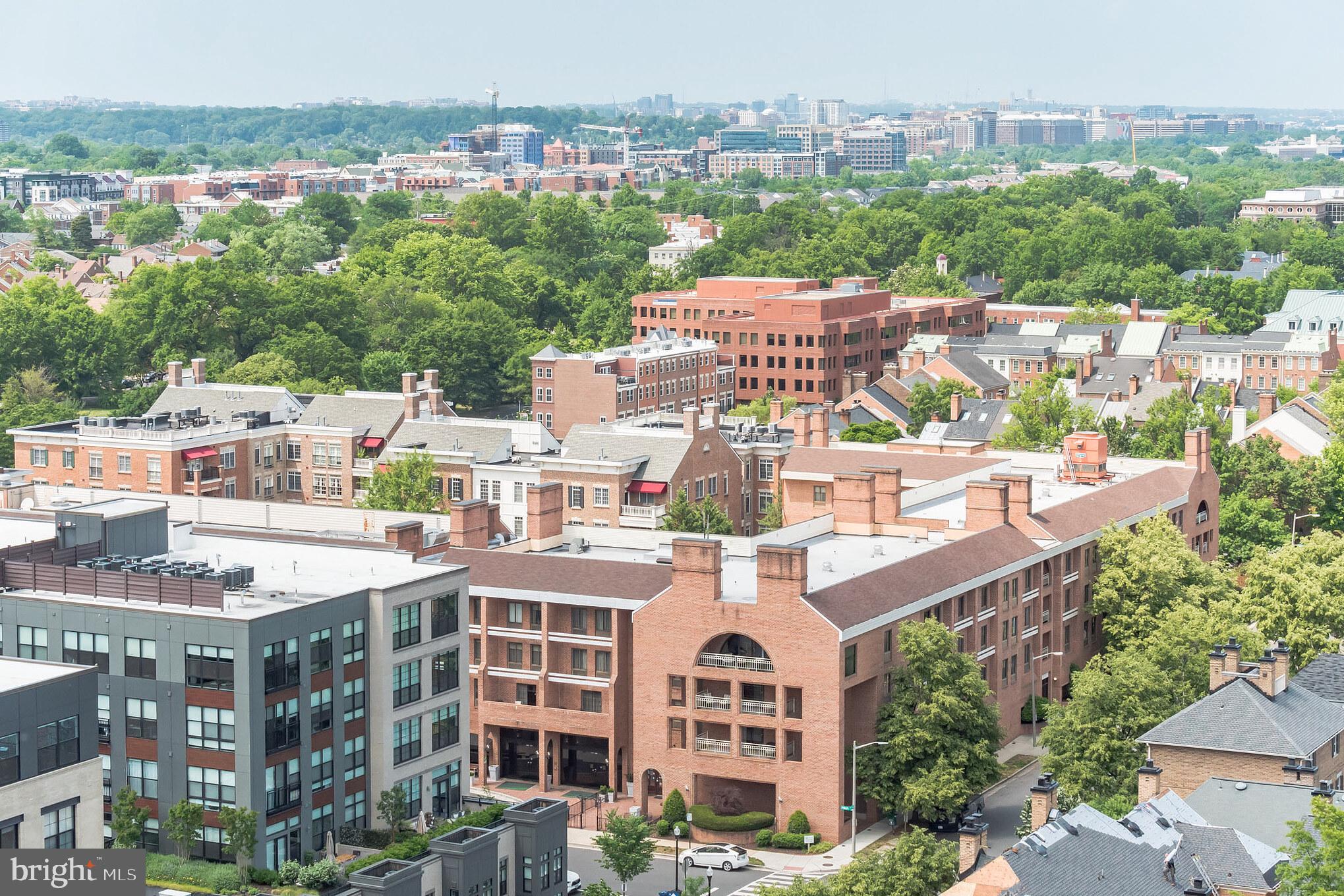 PORT ROYAL CONDOMINIUM - Residential