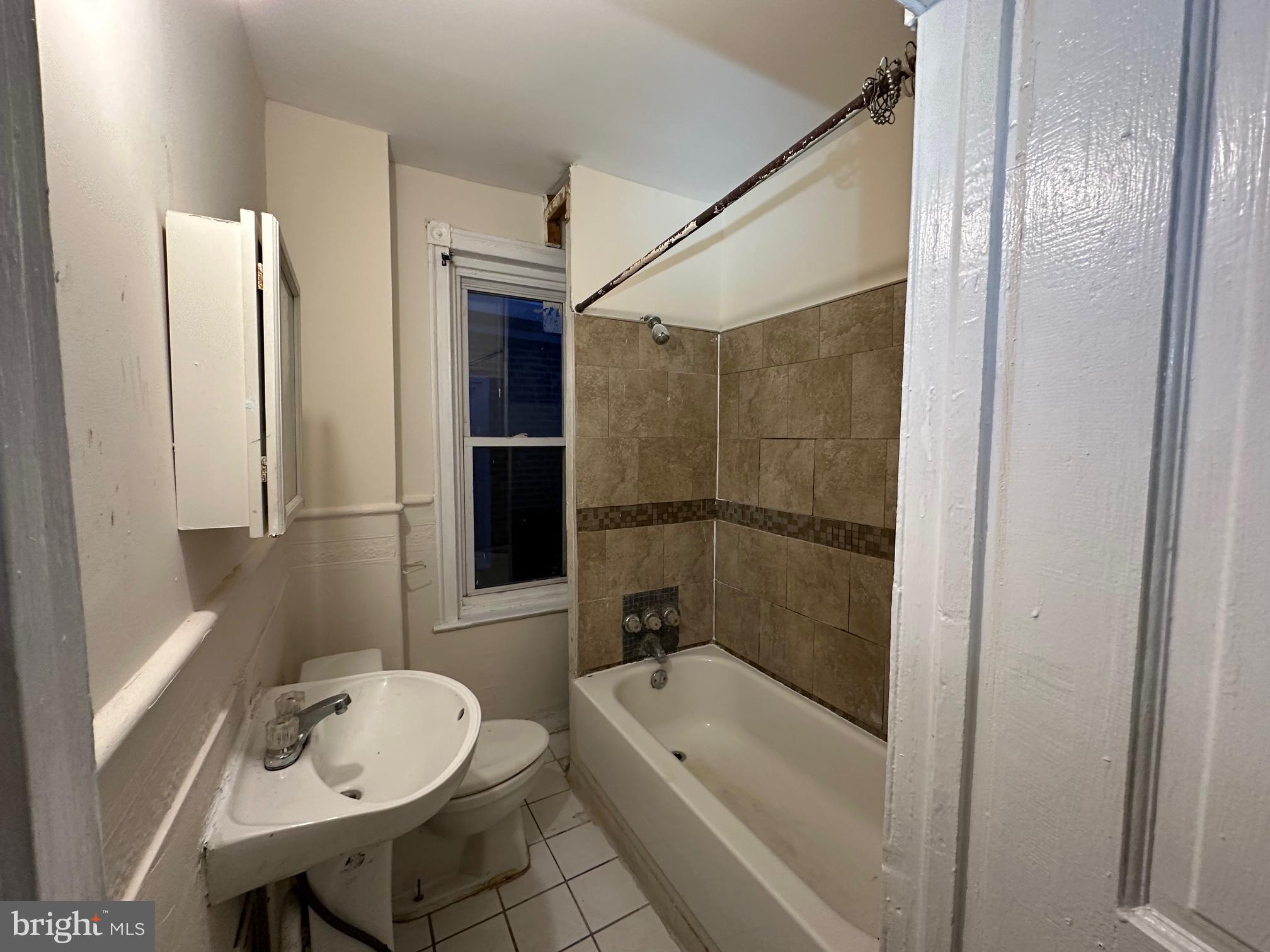 GERMANTOWN (EAST) - Residential