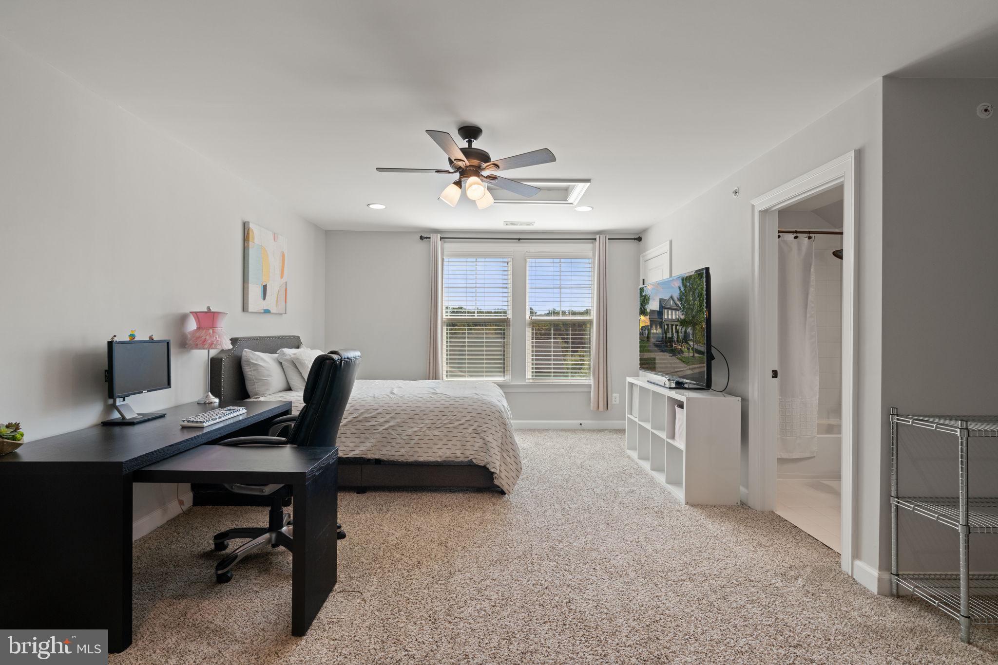 POTOMAC SHORES - Residential