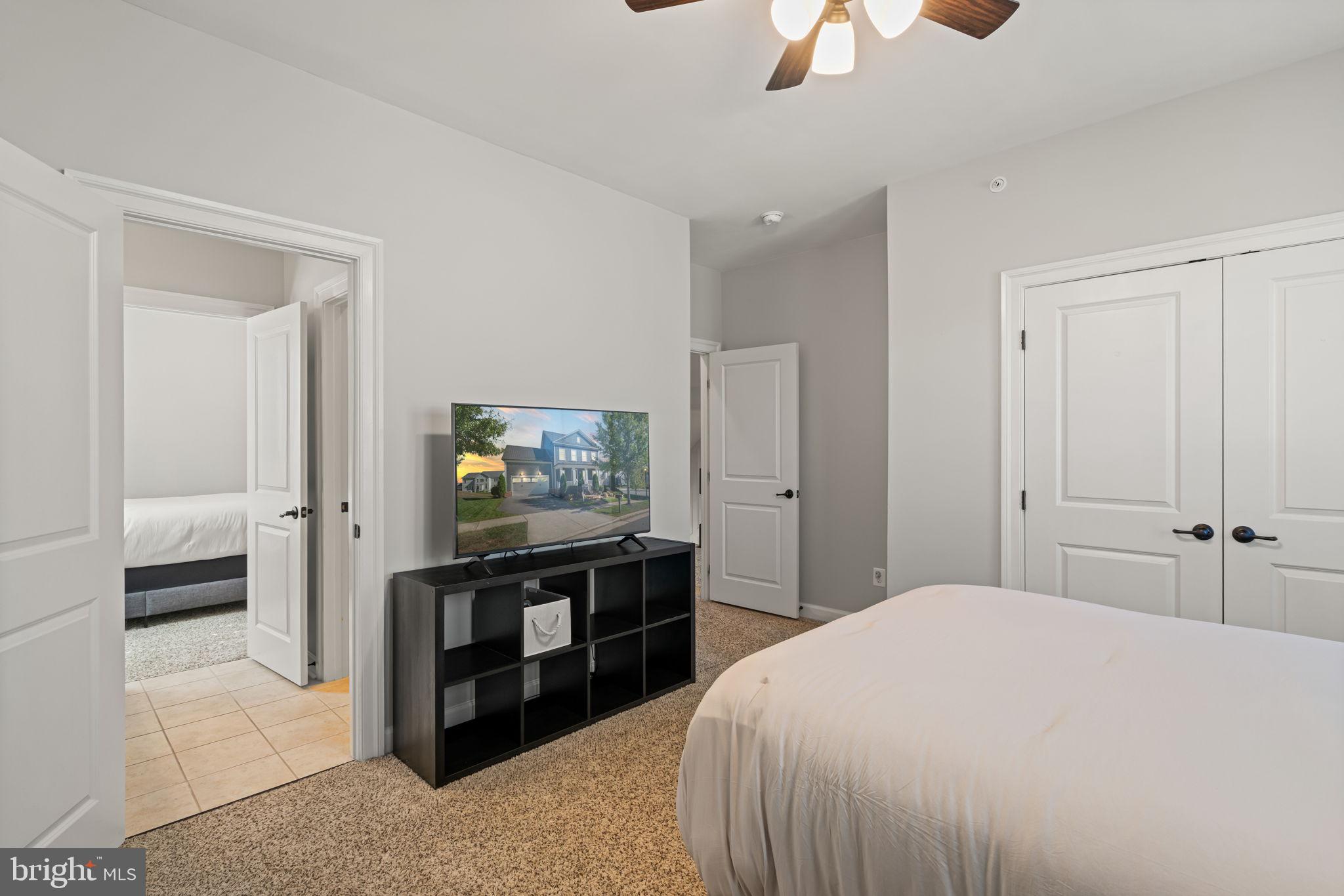 POTOMAC SHORES - Residential