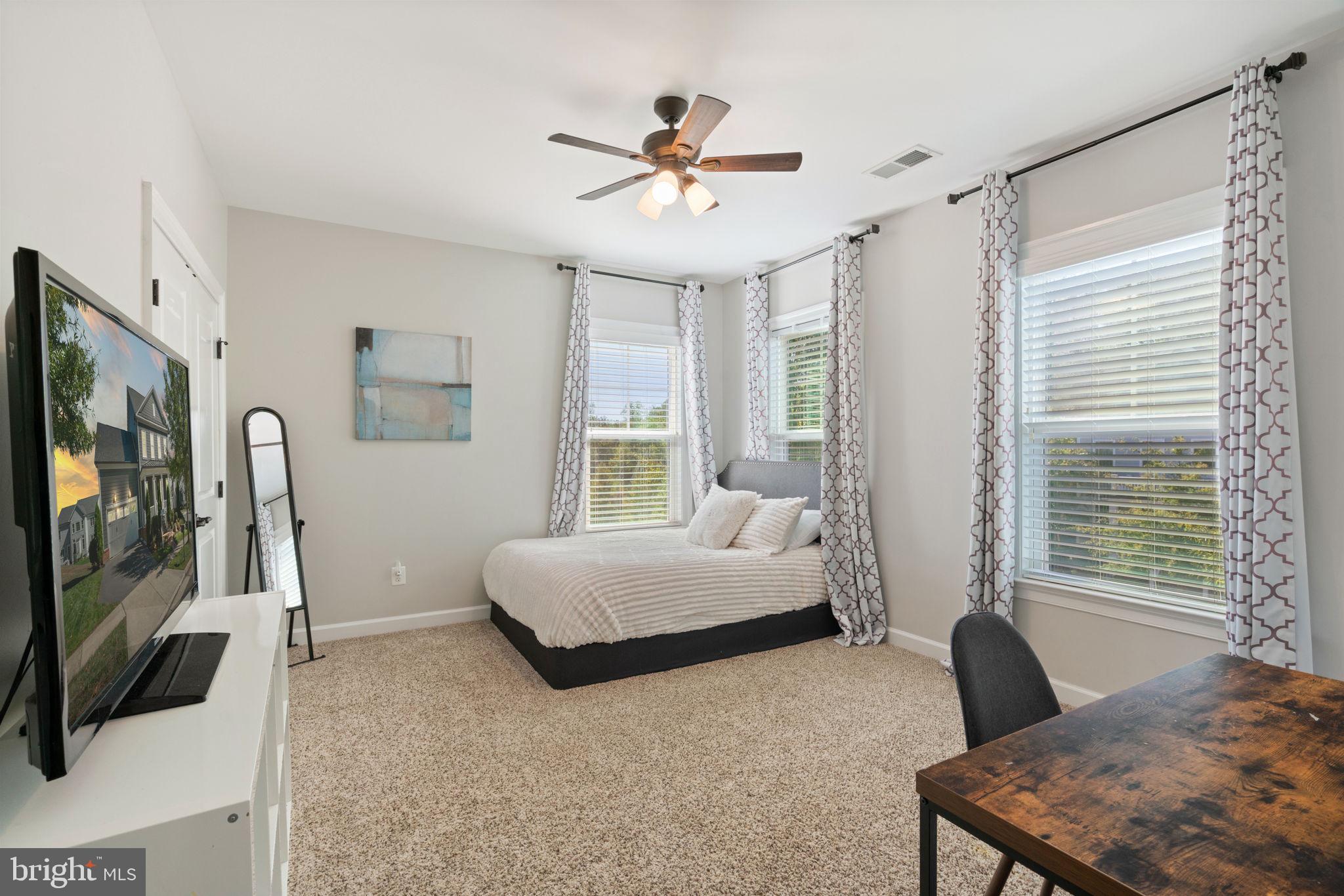 POTOMAC SHORES - Residential