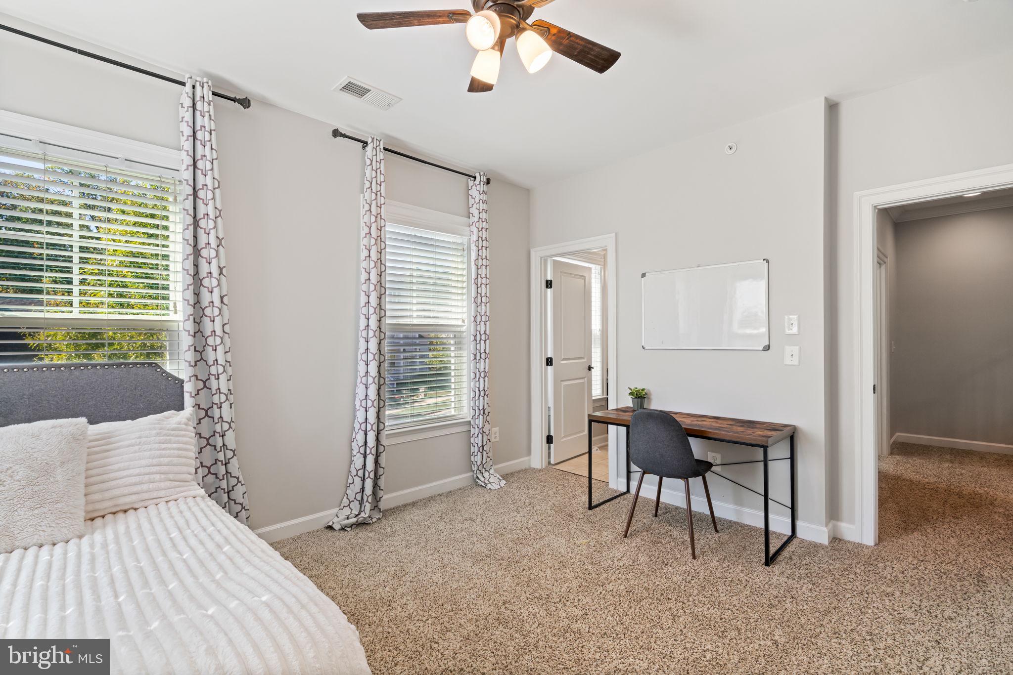 POTOMAC SHORES - Residential