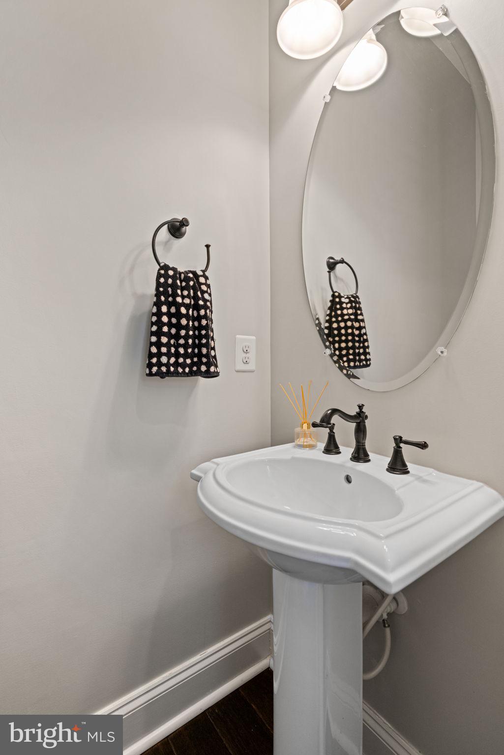 POTOMAC SHORES - Residential