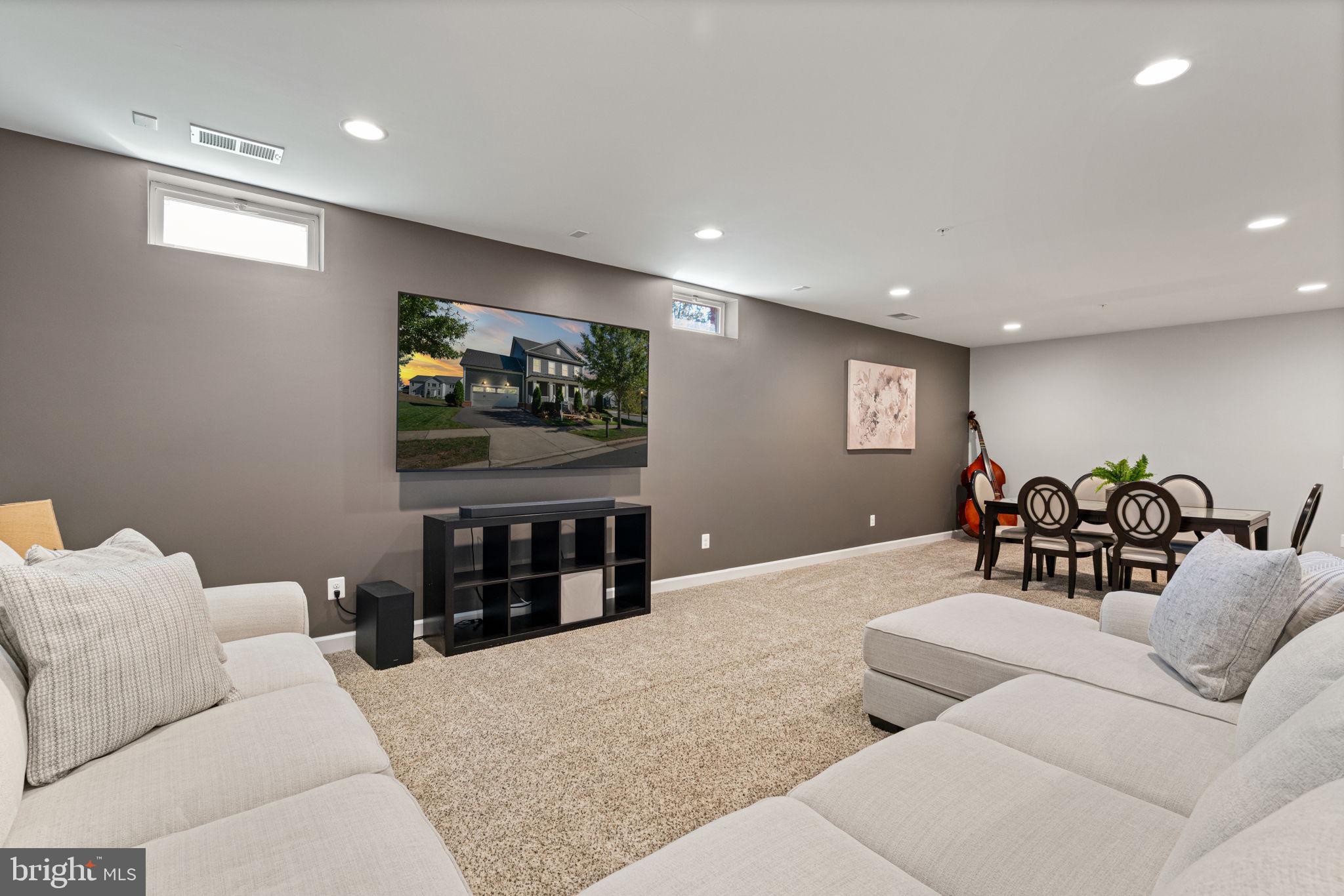 POTOMAC SHORES - Residential