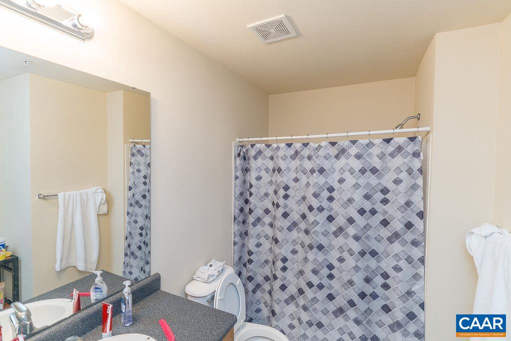 EAGLES LANDING - Residential