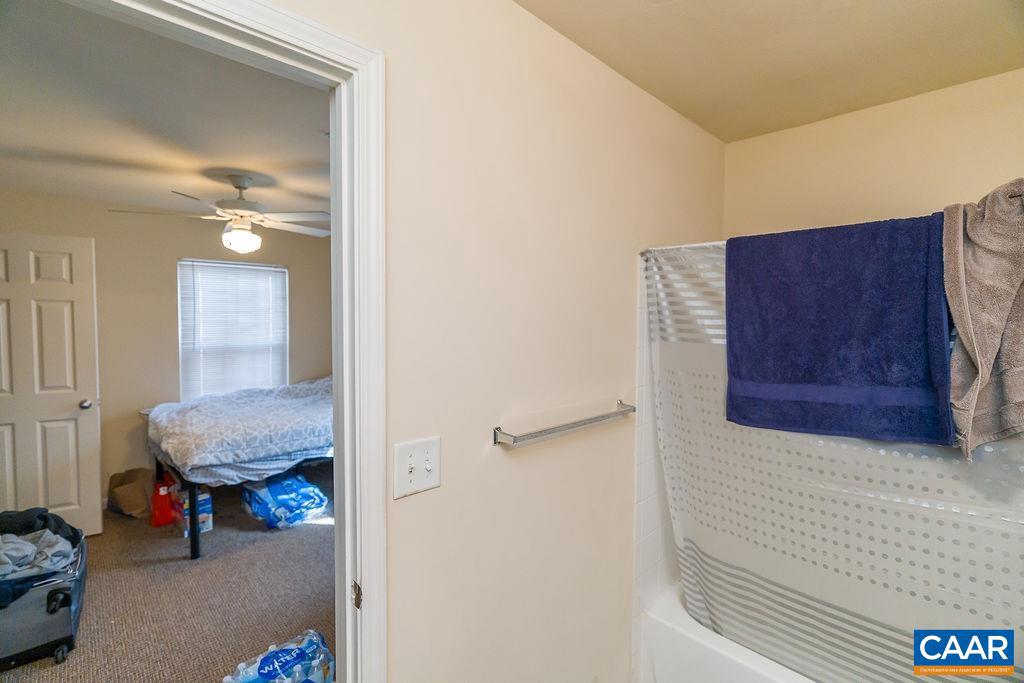 EAGLES LANDING - Residential